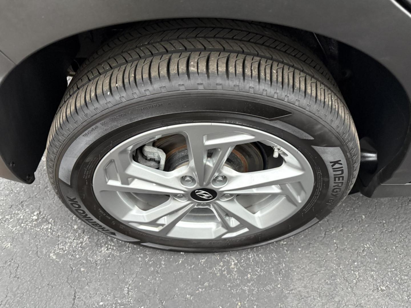 2023 Black Hyundai Kona SEL AWD (KM8K6CAB5PU) with an 2.0L L4 DOHC 16V engine, CVT transmission, located at 8464 Route 219, Brockway, PA, 15824, (814) 265-1330, 41.226871, -78.780518 - Must see 2023 Hyundai Kona SEL AWD with air condition, power windows and locks, power seat, factory alloy wheels and ONLY 6000 miles! This suv is serviced up and comes with remaining factory warranty. - Photo#13