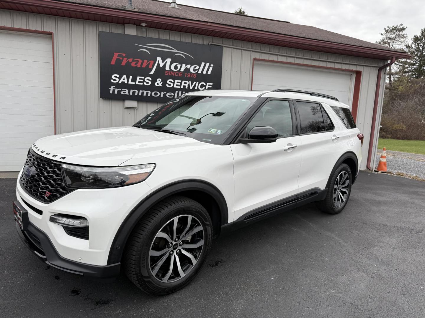 2020 White Ford Explorer ST AWD (1FM5K8GC8LG) with an 3.3L V6 DOHC 24V engine, 10A transmission, located at 8464 Route 219, Brockway, PA, 15824, (814) 265-1330, 41.226871, -78.780518 - Photo#0