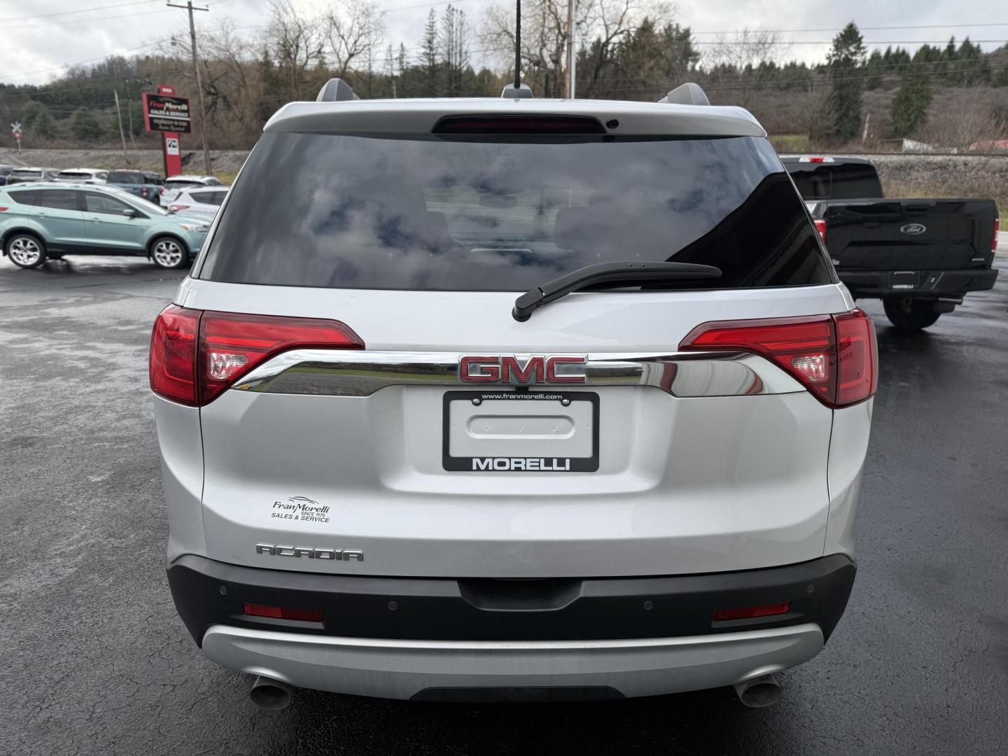 2019 Silver GMC Acadia SLT-1 FWD (1GKKNMLS6KZ) with an 3.6L V6 DOHC 24V engine, 6A transmission, located at 8464 Route 219, Brockway, PA, 15824, (814) 265-1330, 41.226871, -78.780518 - Photo#10