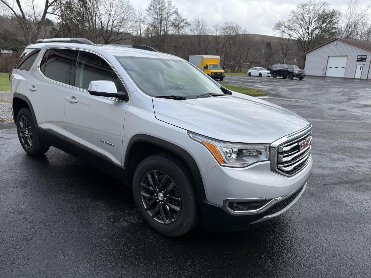 2019 Silver GMC Acadia SLT-1 FWD (1GKKNMLS6KZ) with an 3.6L V6 DOHC 24V engine, 6A transmission, located at 8464 Route 219, Brockway, PA, 15824, (814) 265-1330, 41.226871, -78.780518 - Photo#17