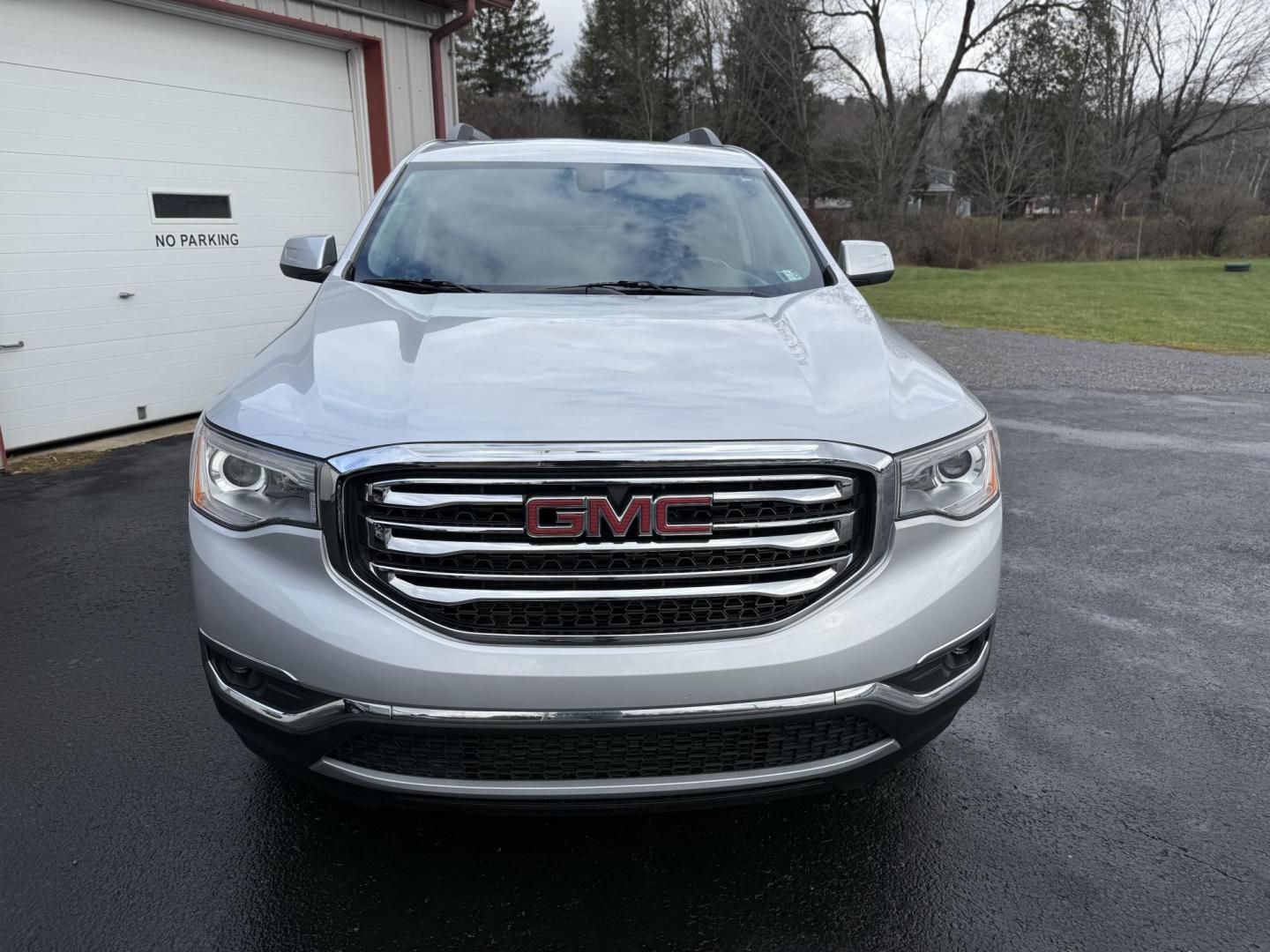 2019 Silver GMC Acadia SLT-1 FWD (1GKKNMLS6KZ) with an 3.6L V6 DOHC 24V engine, 6A transmission, located at 8464 Route 219, Brockway, PA, 15824, (814) 265-1330, 41.226871, -78.780518 - Photo#18