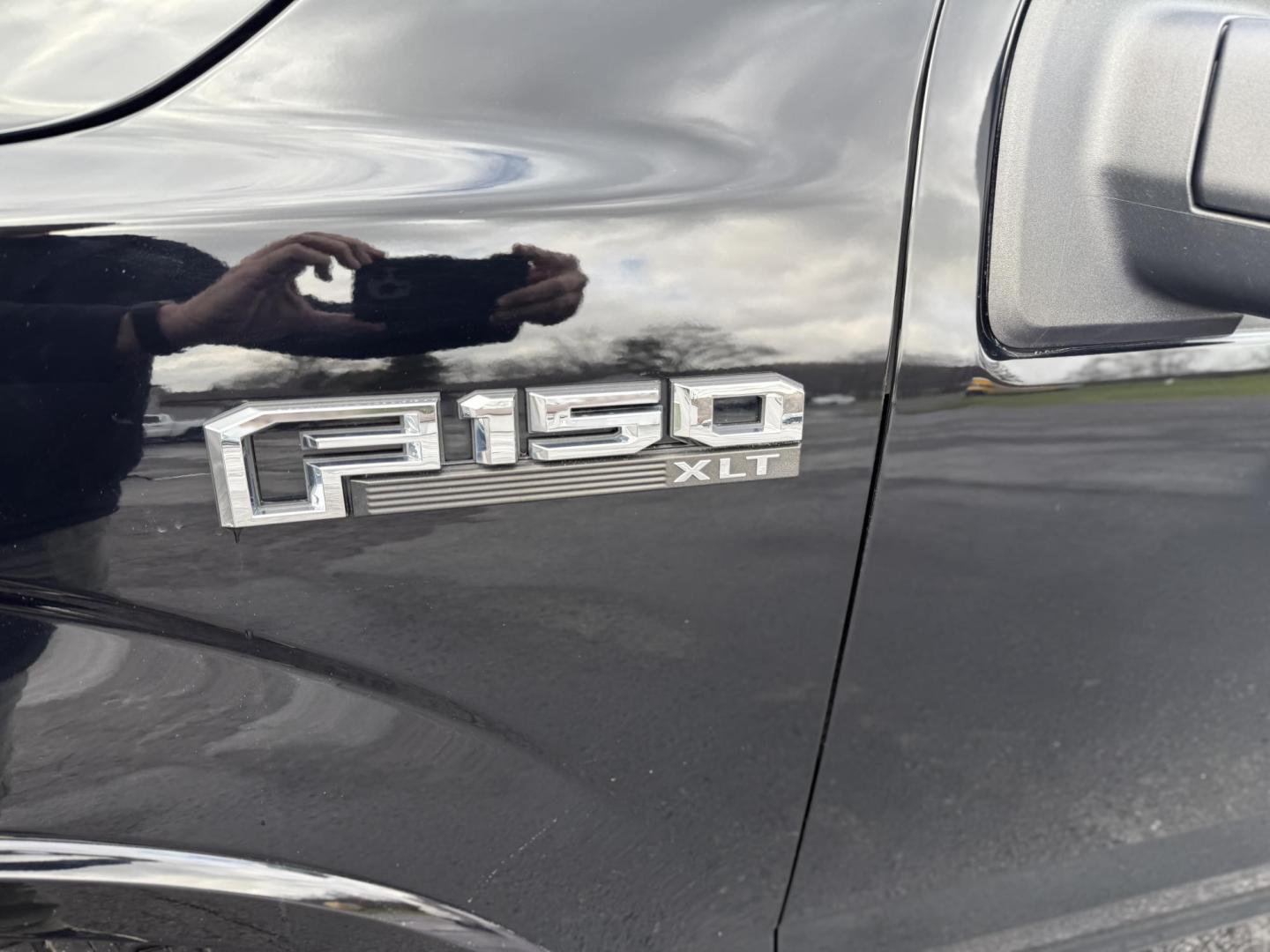 2018 Black Ford F-150 XLT SuperCrew 6.5-ft. Bed 4WD (1FTEW1EP0JF) with an 2.7L V6 DOHC 24V engine, 6A transmission, located at 8464 Route 219, Brockway, PA, 15824, (814) 265-1330, 41.226871, -78.780518 - Photo#2