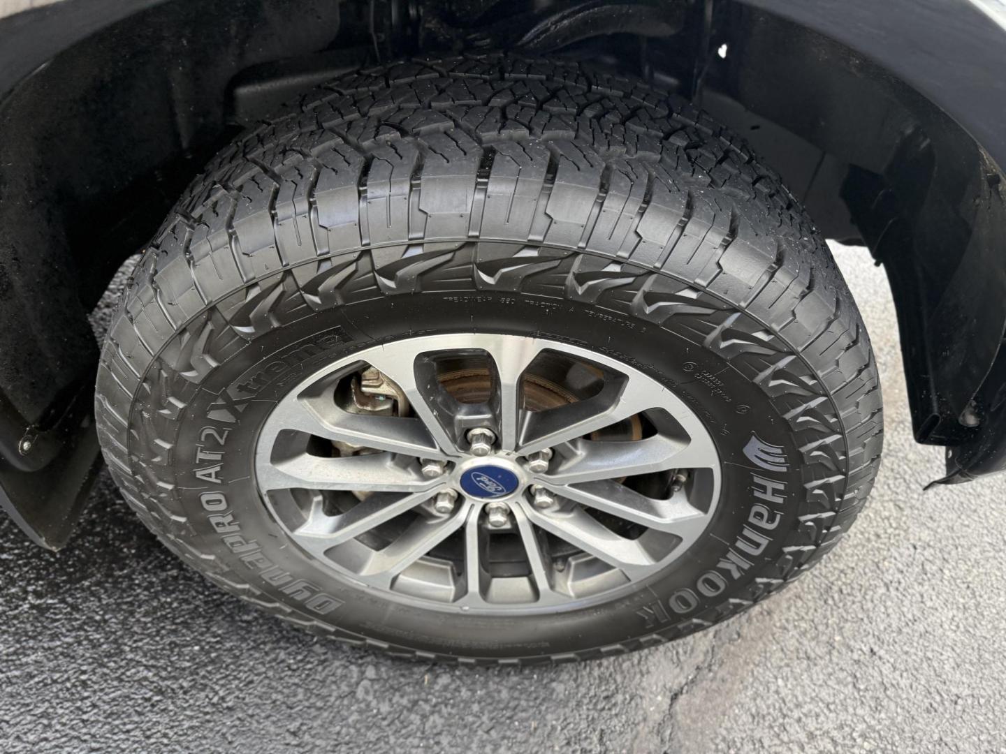 2018 Black Ford F-150 XLT SuperCrew 6.5-ft. Bed 4WD (1FTEW1EP0JF) with an 2.7L V6 DOHC 24V engine, 6A transmission, located at 8464 Route 219, Brockway, PA, 15824, (814) 265-1330, 41.226871, -78.780518 - Photo#16