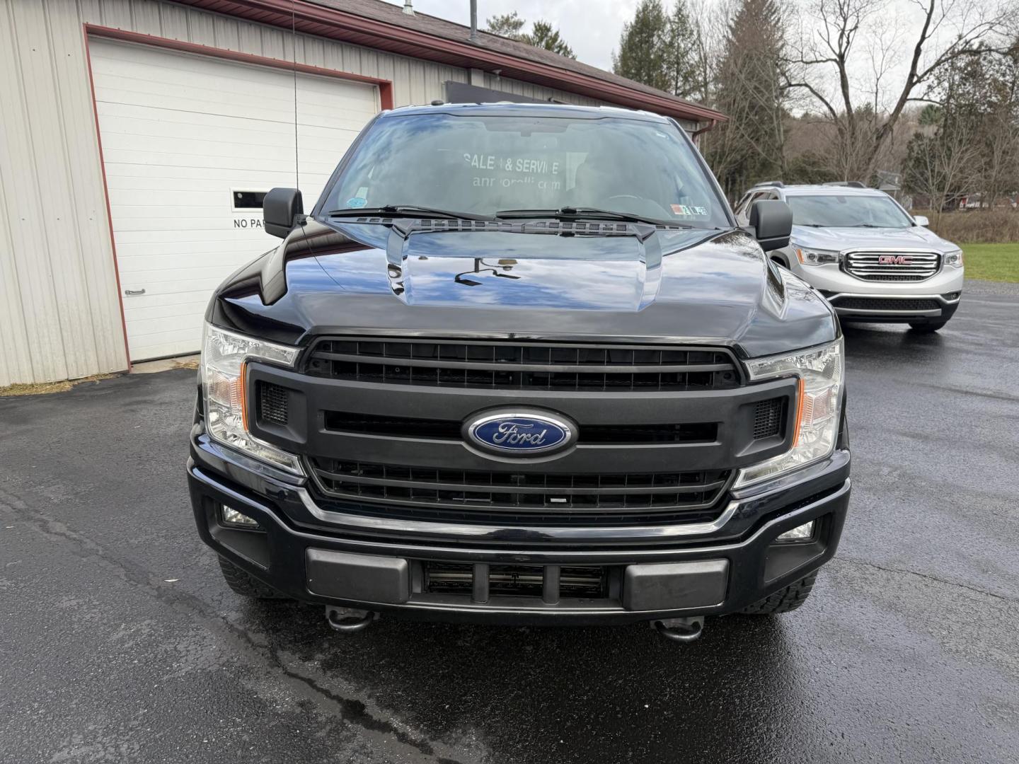 2018 Black Ford F-150 XLT SuperCrew 6.5-ft. Bed 4WD (1FTEW1EP0JF) with an 2.7L V6 DOHC 24V engine, 6A transmission, located at 8464 Route 219, Brockway, PA, 15824, (814) 265-1330, 41.226871, -78.780518 - Photo#18