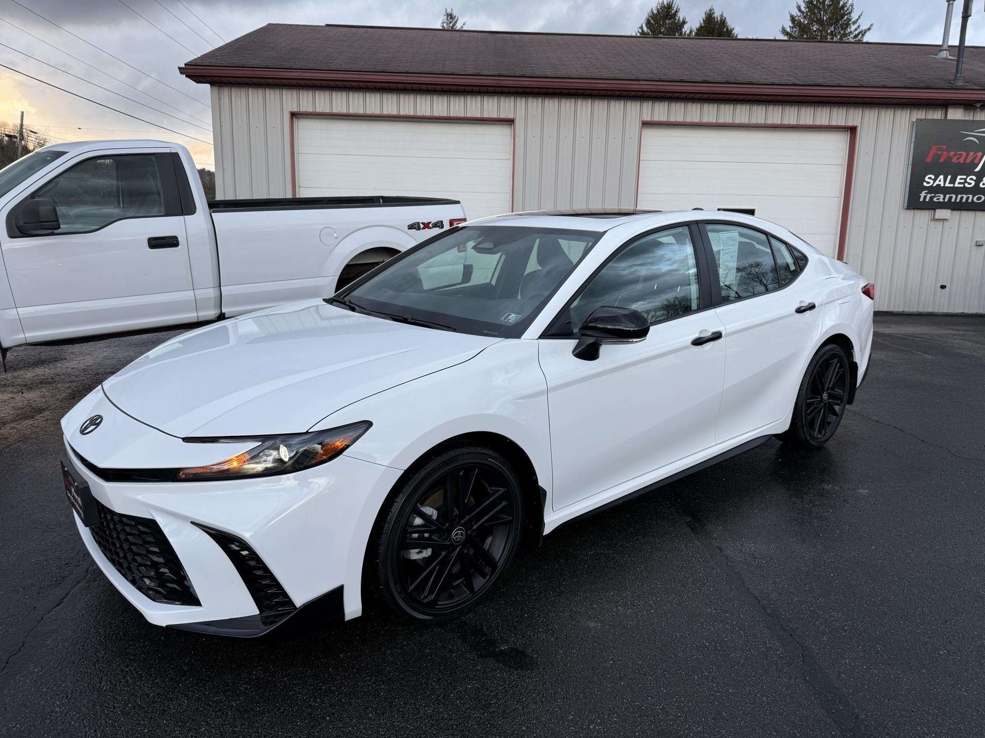 photo of 2026 Toyota Camry Hybrid SE AWD