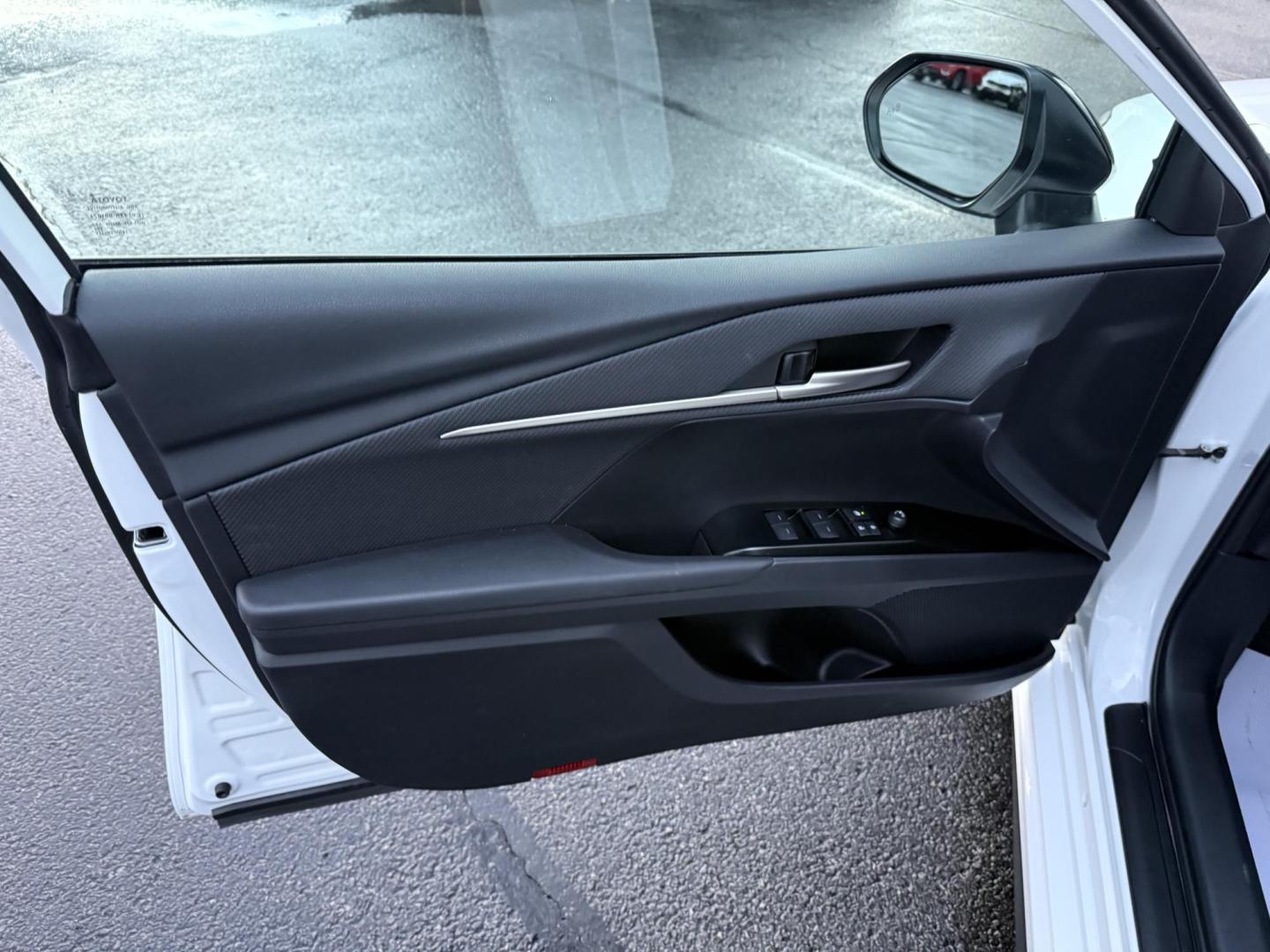 2026 White Toyota Camry Hybrid SE AWD (4T1DBADK7TU) with an 2.5L L4 DOHC 16V HYBRID engine, 1A transmission, located at 8464 Route 219, Brockway, PA, 15824, (814) 265-1330, 41.226871, -78.780518 - Must see 2026 Toyota Camry Nightline pkg ALL WHEEL DRIVE well equipped with leather interior, power/heated front seats, sunroof and much more. Local trade that was over$37000 new. Hurry in this one won't last long. Lots of factory warranty remaining. Serviced up. - Photo#2