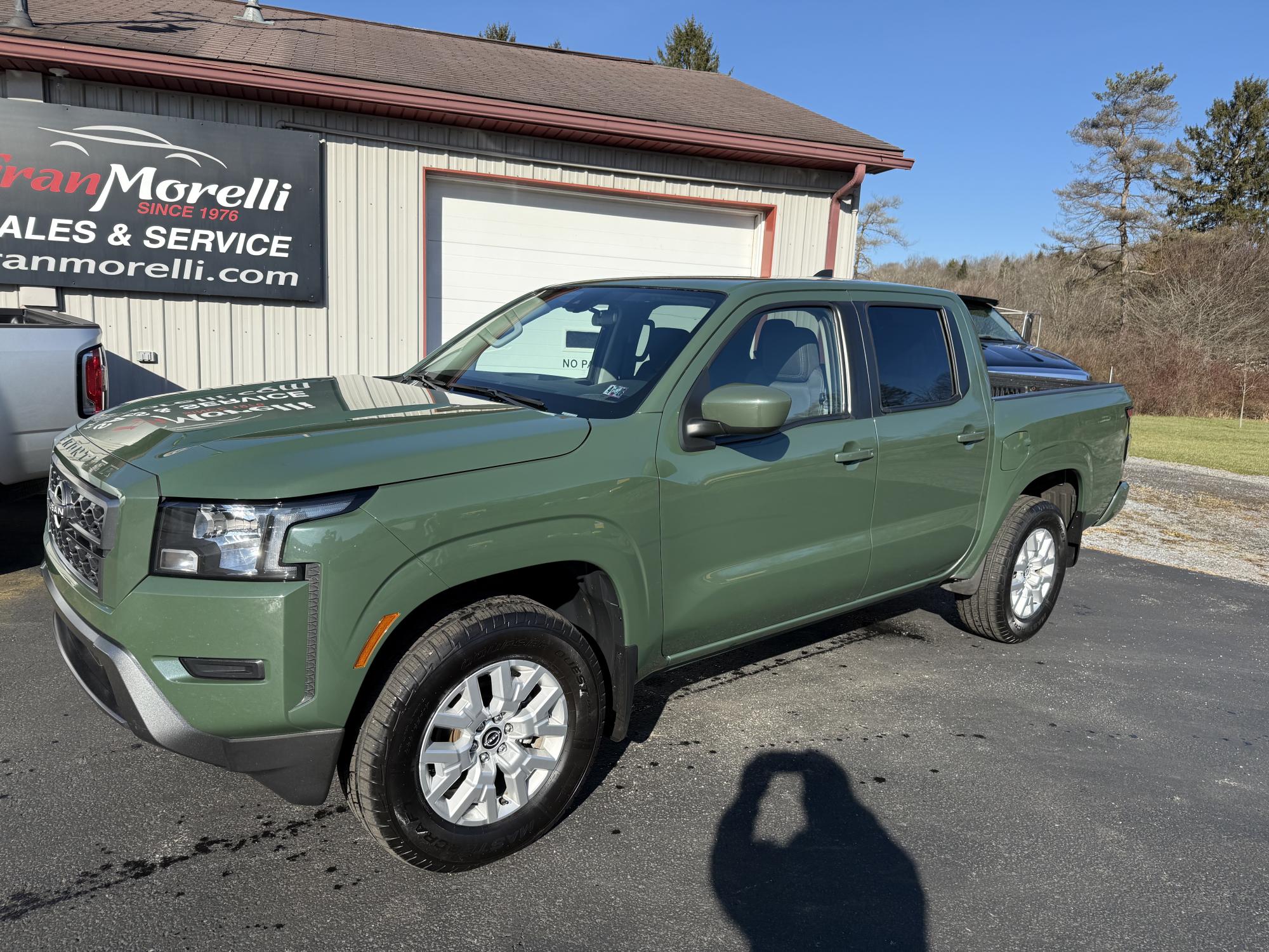 photo of 2022 Nissan Frontier S Crew Cab 4WD