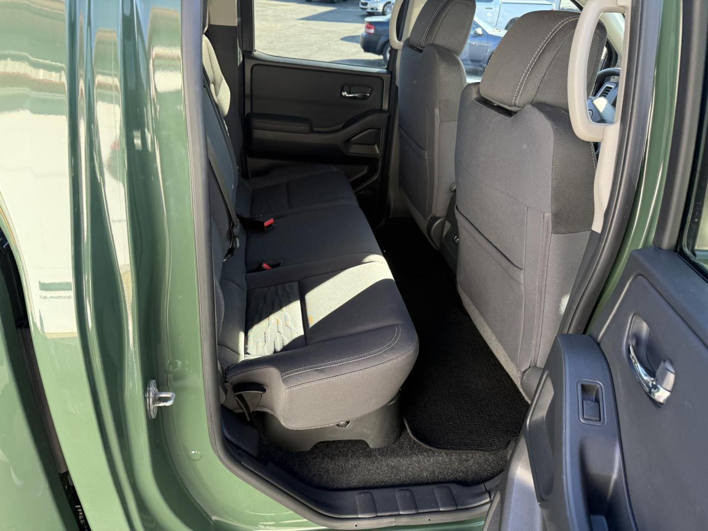 2022 Green Nissan Frontier S Crew Cab 4WD (1N6ED1EK5NN) with an 3.8L V6 DOHC 24V engine, 9A transmission, located at 8464 Route 219, Brockway, PA, 15824, (814) 265-1330, 41.226871, -78.780518 - Hard to find truck and we have the right one...stop in and see the Morelli boys on this 2022 Nissan Frontier Crew Cab SV 4wd with V6, automatic transmission, a/c, power windows and locks, and much more. This truck is serviced up and priced well below Retail value. - Photo#13