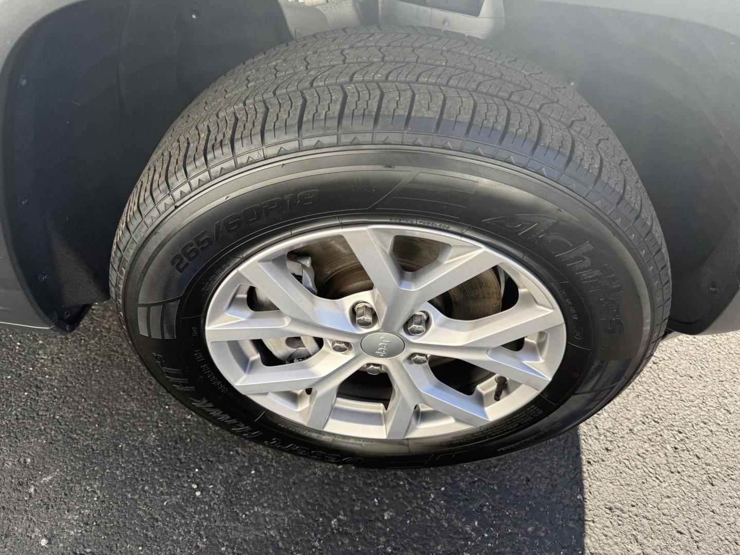 2021 White Jeep Grand Cherokee Limited 4WD (1C4RJKBG4M8) with an 3.6L V6 DOHC 24V engine, 8A transmission, located at 8464 Route 219, Brockway, PA, 15824, (814) 265-1330, 41.226871, -78.780518 - Good looking 2021 Jeep Grand Cherokee L Limited 4wd with V6 engine, air condition, leather interior with power/heated front seats, navigation, 3rd row seating and much more. Only 43000 miles on this 1-owner Jeep. Serviced up and factory warranty remaining. - Photo#19