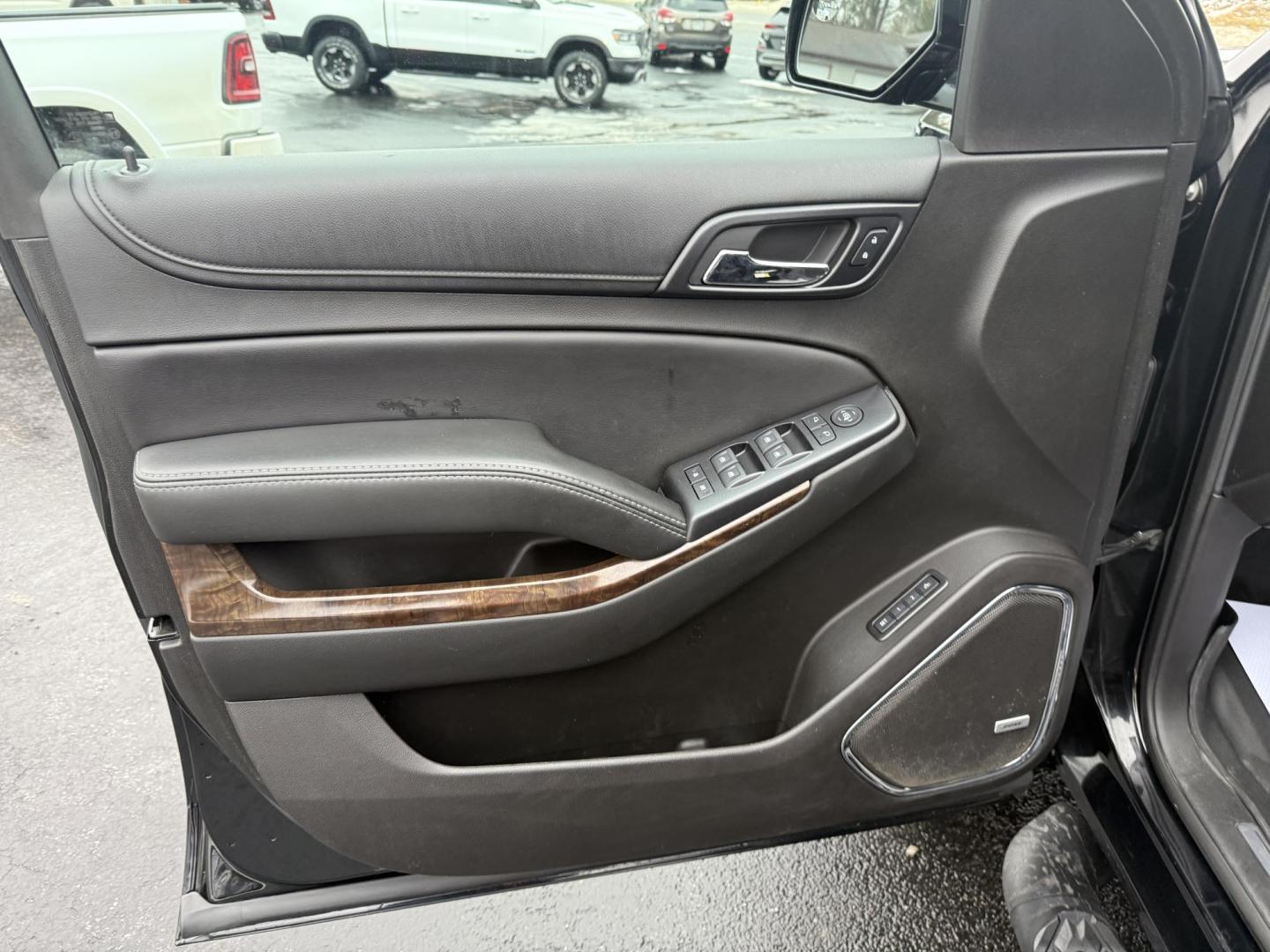 2018 Black Chevrolet Suburban LT 4WD (1GNSKHKC1JR) with an 5.3L V8 OHV 16V engine, 6A transmission, located at 8464 Route 219, Brockway, PA, 15824, (814) 265-1330, 41.226871, -78.780518 - Fresh local trade in, with lots of equipment, well taken care of, and priced to sell!! 2018 Chev Suburban LT Z71 with 4wd, V8, air condition, leather interior with pwr seat, 3rd row seating with rear a/c, sunroof, navigation and much more. Serviced up and ready for you! - Photo#2