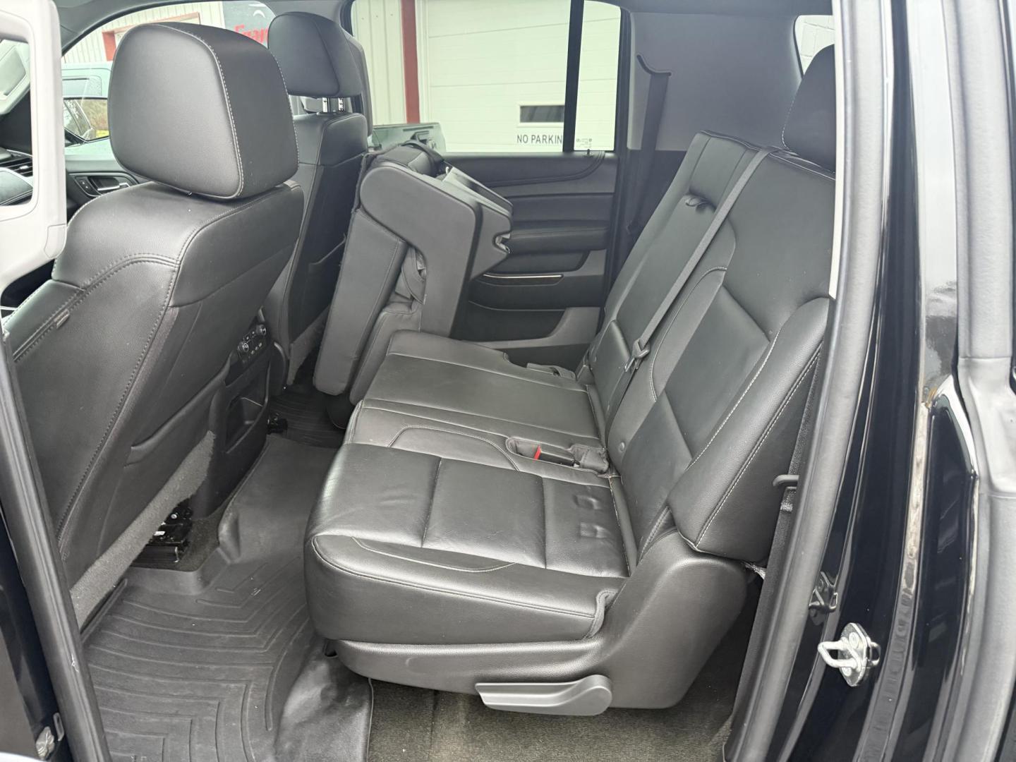 2018 Black Chevrolet Suburban LT 4WD (1GNSKHKC1JR) with an 5.3L V8 OHV 16V engine, 6A transmission, located at 8464 Route 219, Brockway, PA, 15824, (814) 265-1330, 41.226871, -78.780518 - Fresh local trade in, with lots of equipment, well taken care of, and priced to sell!! 2018 Chev Suburban LT Z71 with 4wd, V8, air condition, leather interior with pwr seat, 3rd row seating with rear a/c, sunroof, navigation and much more. Serviced up and ready for you! - Photo#8