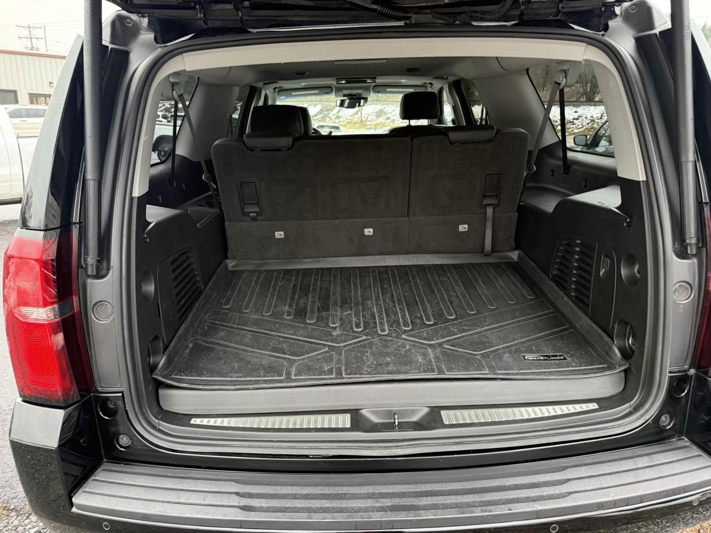 2018 Black Chevrolet Suburban LT 4WD (1GNSKHKC1JR) with an 5.3L V8 OHV 16V engine, 6A transmission, located at 8464 Route 219, Brockway, PA, 15824, (814) 265-1330, 41.226871, -78.780518 - Fresh local trade in, with lots of equipment, well taken care of, and priced to sell!! 2018 Chev Suburban LT Z71 with 4wd, V8, air condition, leather interior with pwr seat, 3rd row seating with rear a/c, sunroof, navigation and much more. Serviced up and ready for you! - Photo#13