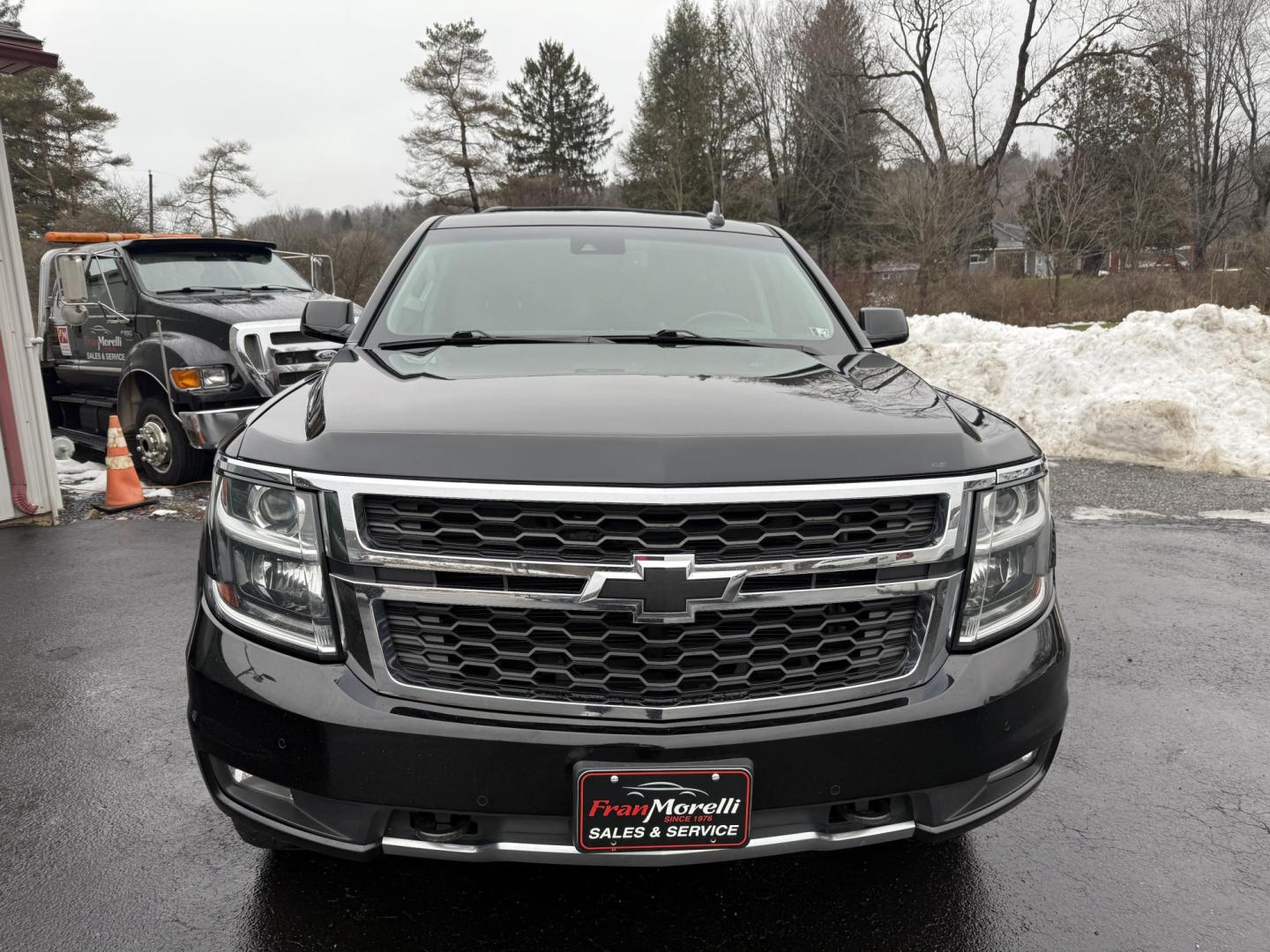 2018 Black Chevrolet Suburban LT 4WD (1GNSKHKC1JR) with an 5.3L V8 OHV 16V engine, 6A transmission, located at 8464 Route 219, Brockway, PA, 15824, (814) 265-1330, 41.226871, -78.780518 - Fresh local trade in, with lots of equipment, well taken care of, and priced to sell!! 2018 Chev Suburban LT Z71 with 4wd, V8, air condition, leather interior with pwr seat, 3rd row seating with rear a/c, sunroof, navigation and much more. Serviced up and ready for you! - Photo#19