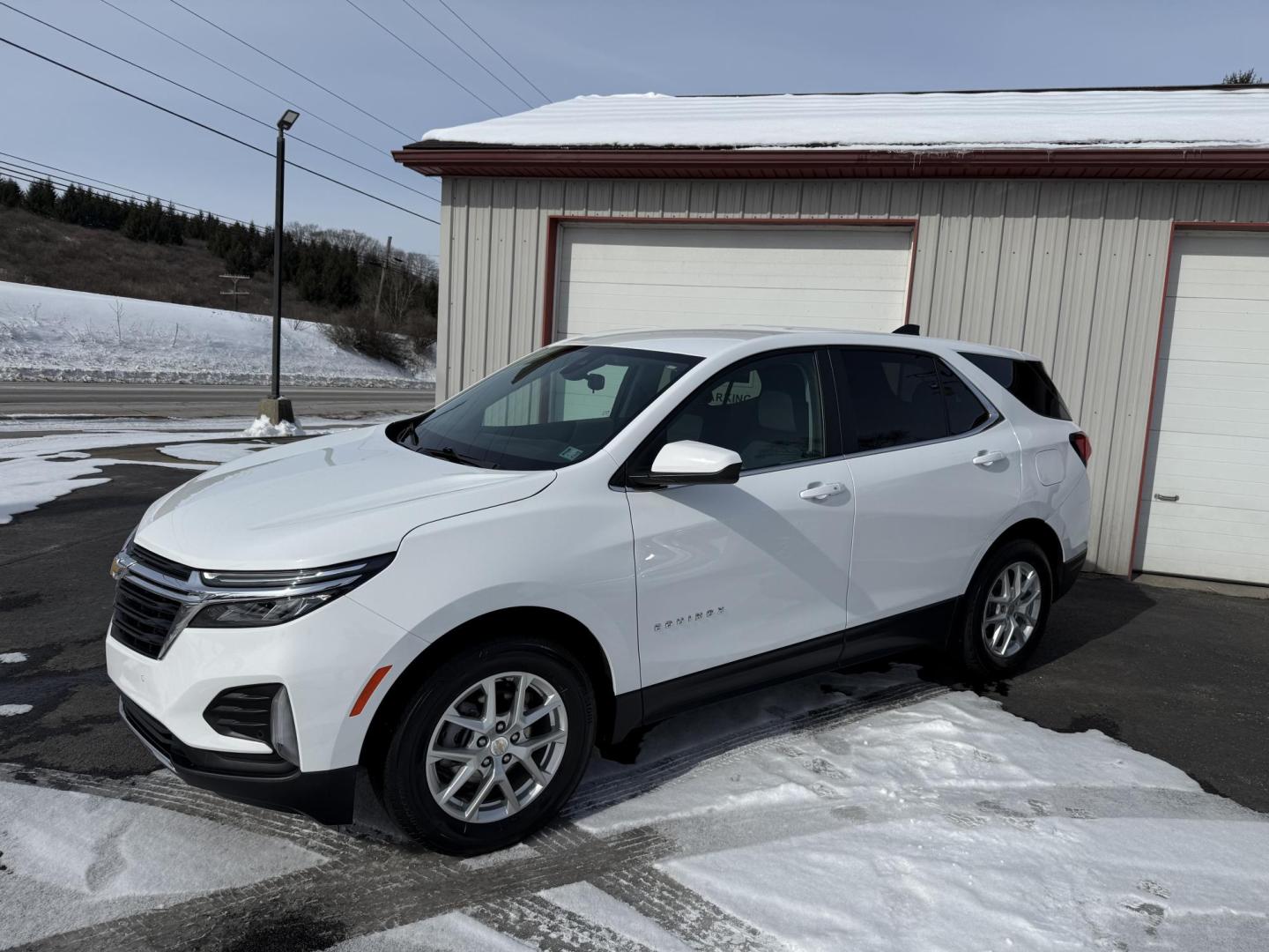 2023 White Chevrolet Equinox LT Fleet AWD (3GNAXTEG2PS) with an 1.5L L4 DOHC 16V TURBO engine, 6A transmission, located at 8464 Route 219, Brockway, PA, 15824, (814) 265-1330, 41.226871, -78.780518 - Very clean, well taken care of 2023 Chev Equinox LT All Wheel Drive with 4 cylinder engine, air condition, power windows and locks, power/heated front seats, factory alloy wheels, and ONLY 37000 miles. This Chevy suv is serviced, and comes factory warranty. - Photo#0