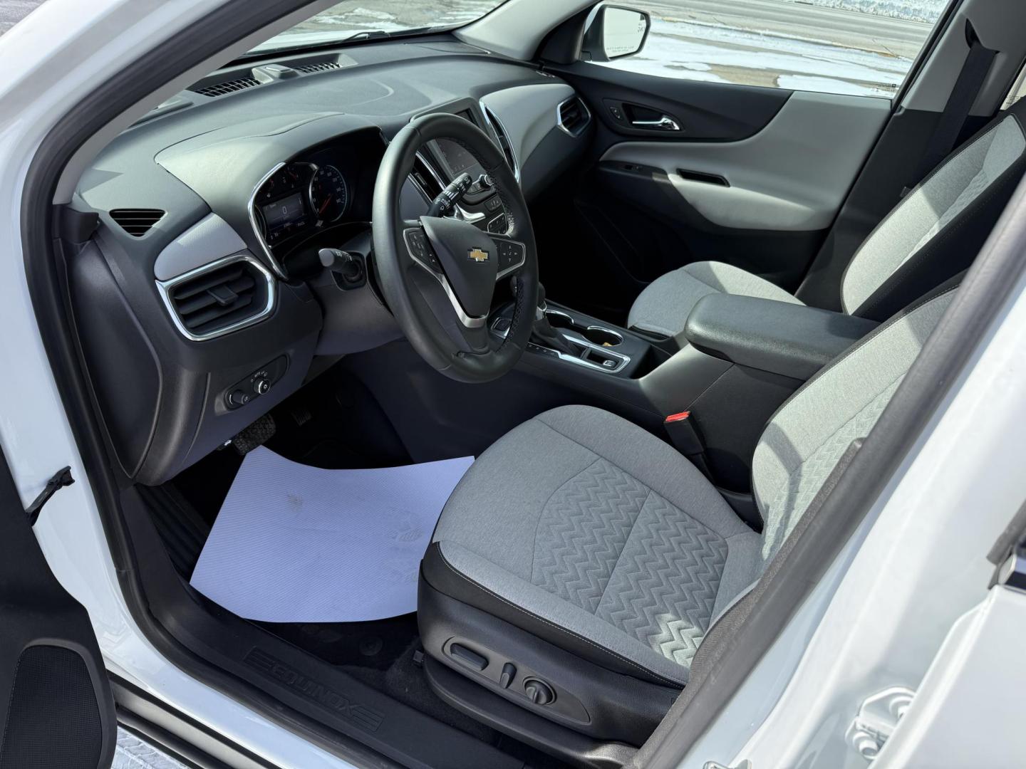 2023 White Chevrolet Equinox LT Fleet AWD (3GNAXTEG2PS) with an 1.5L L4 DOHC 16V TURBO engine, 6A transmission, located at 8464 Route 219, Brockway, PA, 15824, (814) 265-1330, 41.226871, -78.780518 - Very clean, well taken care of 2023 Chev Equinox LT All Wheel Drive with 4 cylinder engine, air condition, power windows and locks, power/heated front seats, factory alloy wheels, and ONLY 37000 miles. This Chevy suv is serviced, and comes factory warranty. - Photo#3