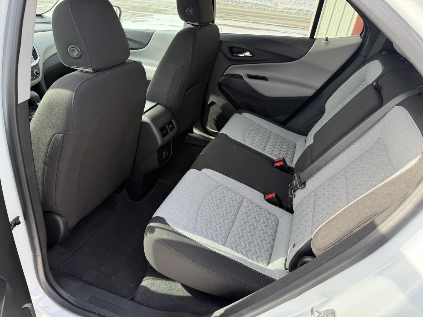 2023 White Chevrolet Equinox LT Fleet AWD (3GNAXTEG2PS) with an 1.5L L4 DOHC 16V TURBO engine, 6A transmission, located at 8464 Route 219, Brockway, PA, 15824, (814) 265-1330, 41.226871, -78.780518 - Very clean, well taken care of 2023 Chev Equinox LT All Wheel Drive with 4 cylinder engine, air condition, power windows and locks, power/heated front seats, factory alloy wheels, and ONLY 37000 miles. This Chevy suv is serviced, and comes factory warranty. - Photo#6