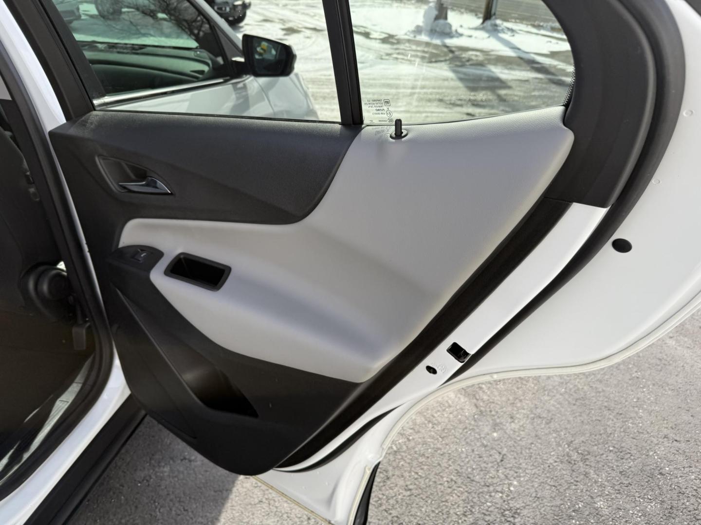 2023 White Chevrolet Equinox LT Fleet AWD (3GNAXTEG2PS) with an 1.5L L4 DOHC 16V TURBO engine, 6A transmission, located at 8464 Route 219, Brockway, PA, 15824, (814) 265-1330, 41.226871, -78.780518 - Very clean, well taken care of 2023 Chev Equinox LT All Wheel Drive with 4 cylinder engine, air condition, power windows and locks, power/heated front seats, factory alloy wheels, and ONLY 37000 miles. This Chevy suv is serviced, and comes factory warranty. - Photo#14