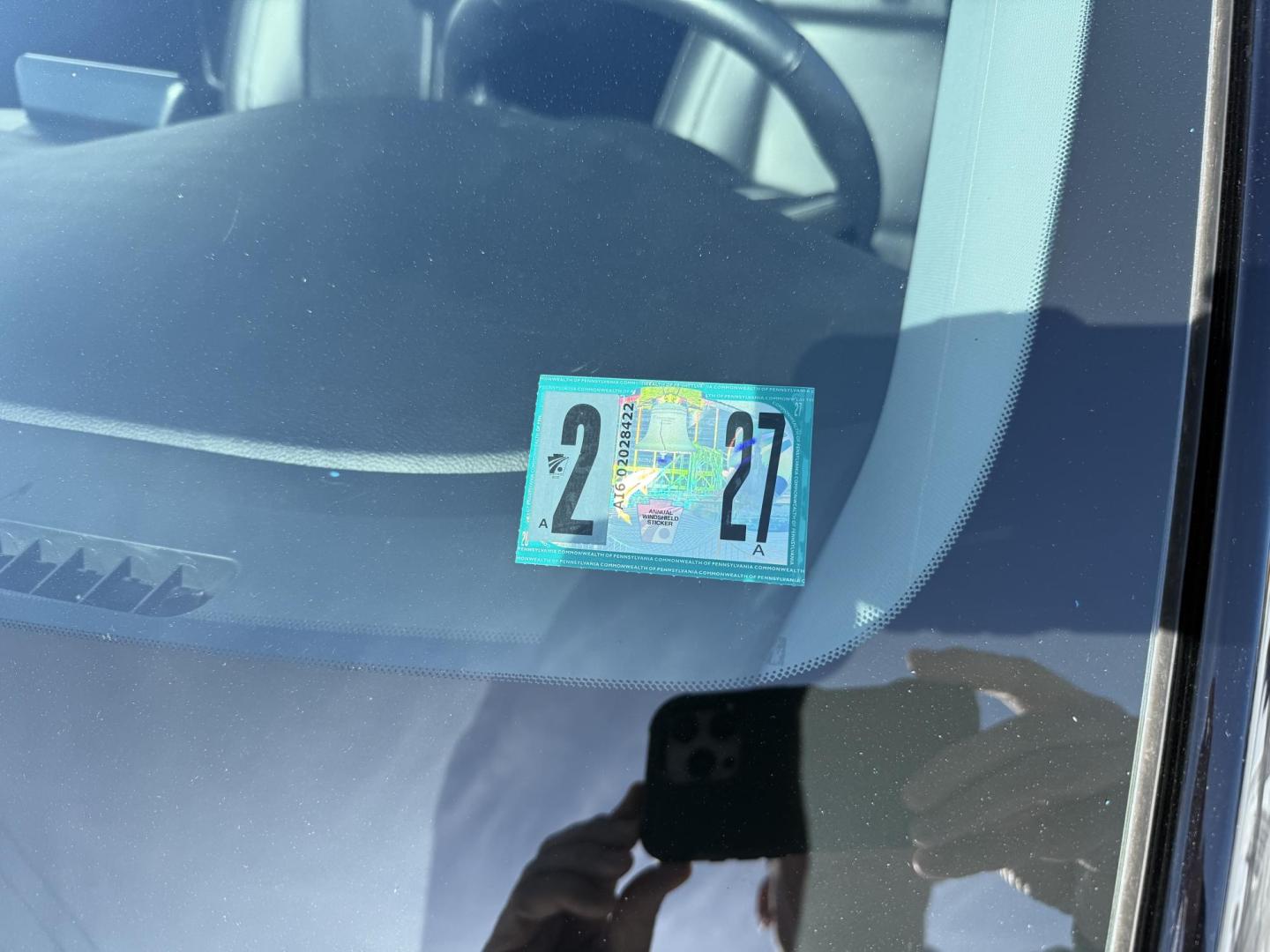 2022 Silver Ford Explorer XLT AWD (1FMSK8DH4NG) with an 2.3L L4 DOHC 16V engine, 10A transmission, located at 8464 Route 219, Brockway, PA, 15824, (814) 265-1330, 41.226871, -78.780518 - Sharp looking 2022 Ford Explorer XLT 4wd with leather interior, power/heated front seats, captain chairs, 6-passenger, rear a/c, factory alloy wheels, and ONLY 25000 miles. Serviced up and comes with Remaining Factory Warranty. Must see vehicle, save $$$$ - Photo#2