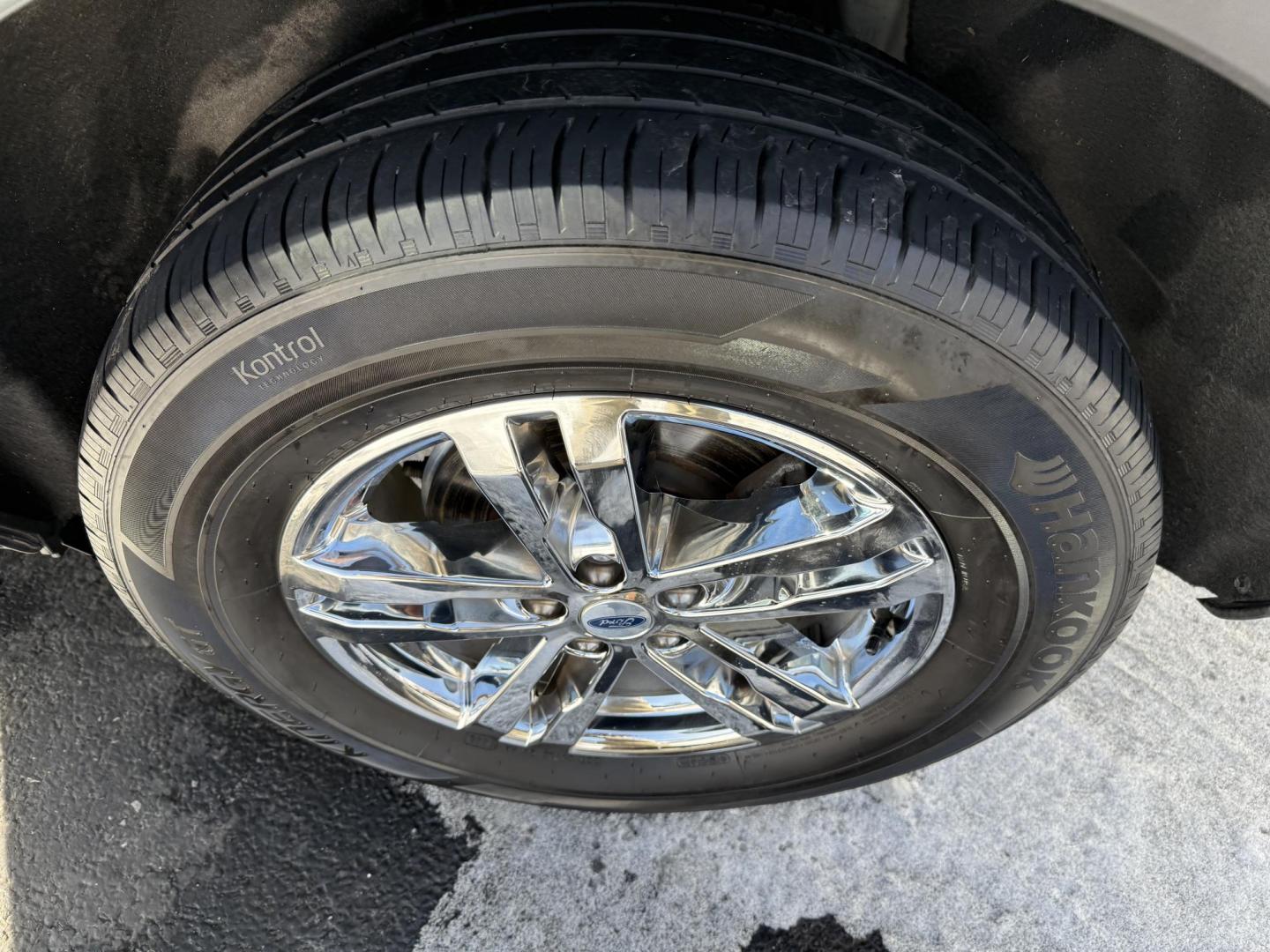 2022 Silver Ford Explorer XLT AWD (1FMSK8DH4NG) with an 2.3L L4 DOHC 16V engine, 10A transmission, located at 8464 Route 219, Brockway, PA, 15824, (814) 265-1330, 41.226871, -78.780518 - Sharp looking 2022 Ford Explorer XLT 4wd with leather interior, power/heated front seats, captain chairs, 6-passenger, rear a/c, factory alloy wheels, and ONLY 25000 miles. Serviced up and comes with Remaining Factory Warranty. Must see vehicle, save $$$$ - Photo#10