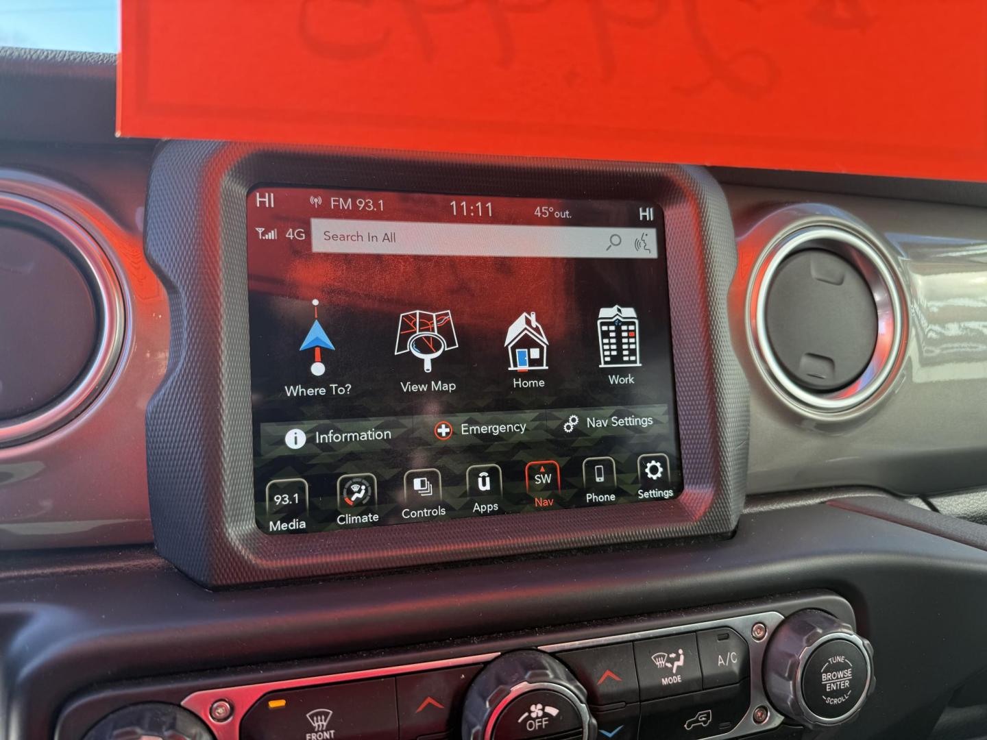 2022 White Jeep Wrangler Unlimited Sahara (1C4HJXEG4NW) with an 3.6L V6 DOHC 24V FFV engine, 6A transmission, located at 8464 Route 219, Brockway, PA, 15824, (814) 265-1330, 41.226871, -78.780518 - Super, clean 2022 Jeep Wrangler Unlimited Sahara 4wd well equipped and very sharp. Well equipped, with V6 engine, air condition, power windows and locks, matching hard top and much more. This Jeep is serviced, warranted and priced to sell. - Photo#7