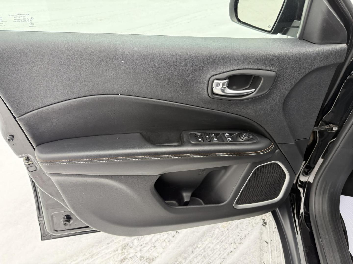 2020 Black Jeep Compass Latitude 4WD (3C4NJDBB1LT) with an 2.4L L4 DOHC 16V engine, located at 8464 Route 219, Brockway, PA, 15824, (814) 265-1330, 41.226871, -78.780518 - Very nice, well taken care of 2020 Jeep Compass Latitude 4wd with 4 cylinder, air condition, power windows and locks, factory wheels and more. ONLY 77000 miles. Serviced up and ready to go. Great price on this pre owned Jeep. - Photo#3