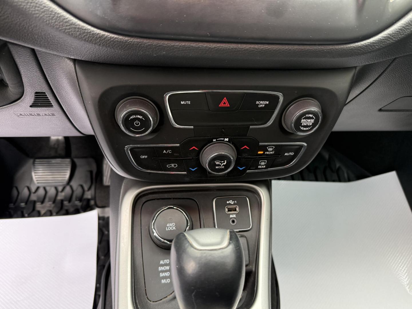 2020 Black Jeep Compass Latitude 4WD (3C4NJDBB1LT) with an 2.4L L4 DOHC 16V engine, located at 8464 Route 219, Brockway, PA, 15824, (814) 265-1330, 41.226871, -78.780518 - Very nice, well taken care of 2020 Jeep Compass Latitude 4wd with 4 cylinder, air condition, power windows and locks, factory wheels and more. ONLY 77000 miles. Serviced up and ready to go. Great price on this pre owned Jeep. - Photo#5