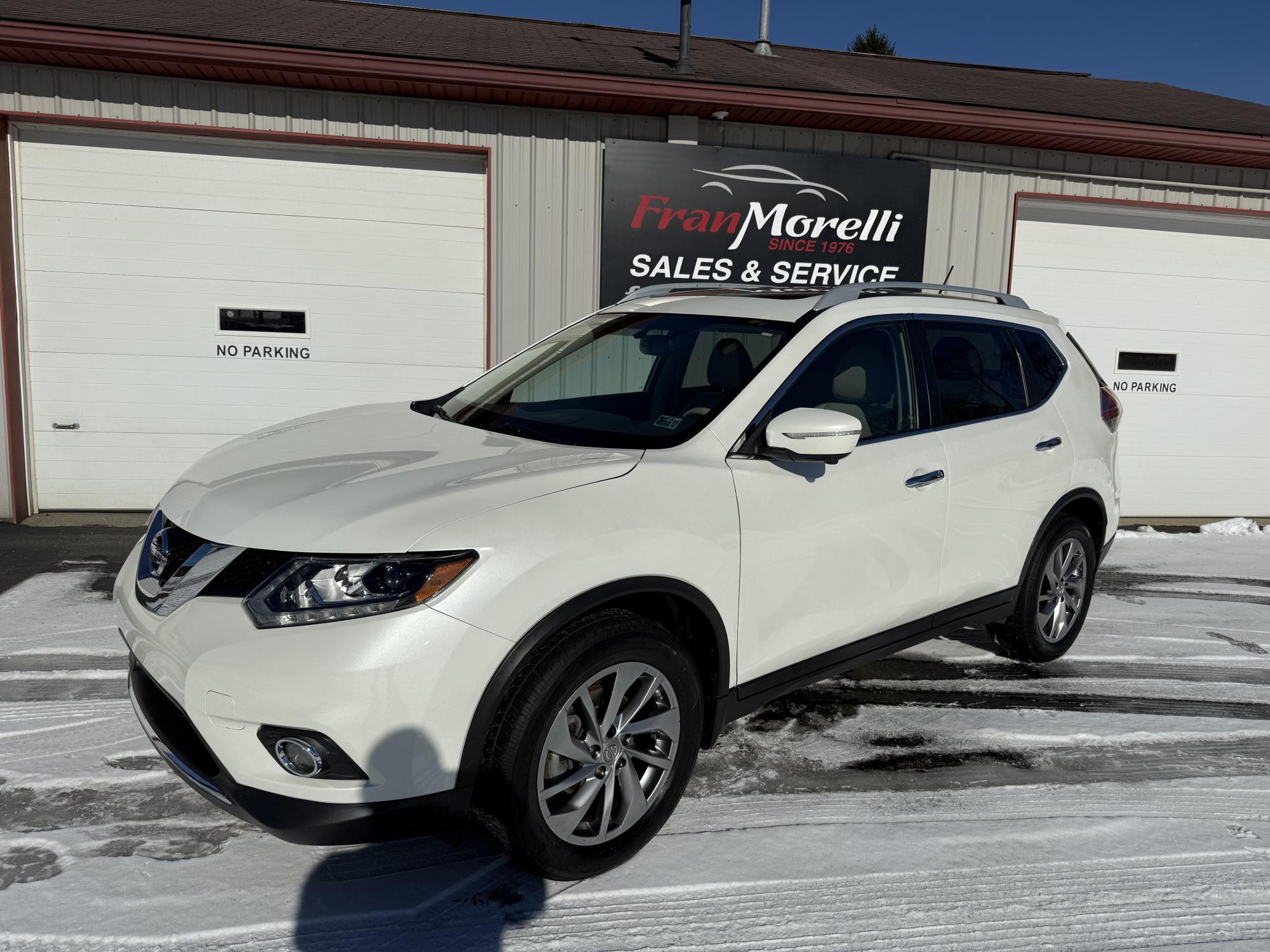 photo of 2015 Nissan Rogue SL AWD