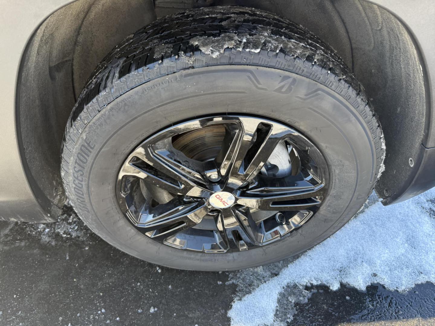 2023 Black GMC Terrain SLE AWD (3GKALTEG0PL) with an 1.5L L4 DOHC 16V TURBO engine, 6A transmission, located at 8464 Route 219, Brockway, PA, 15824, (814) 265-1330, 41.226871, -78.780518 - Super sharp looking pre owned 2023 GMC Terrain SLE all wheel drive with cloth interior, power/heated front seats, back up camera, factory alloys with black out covers, and ONLY 25000 miles. Factory warranty and this GMC suv is serviced for delivery. - Photo#17