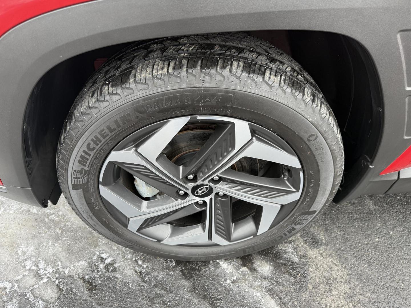 2022 Red Hyundai Tucson Limited AWD (5NMJECAE1NH) with an 2.5L L4 DOHC 16V engine, 8A transmission, located at 8464 Route 219, Brockway, PA, 15824, (814) 265-1330, 41.226871, -78.780518 - ONE SHARP VEHICLE...stop in and check out this 2022 Hyundai Tucson Limited all wheel drive with leather interior, power/heated front seats, pano roof, navigation, factory alloy wheels, ONLY 21000 miles and much more. Serviced up and comes with a warranty. - Photo#1