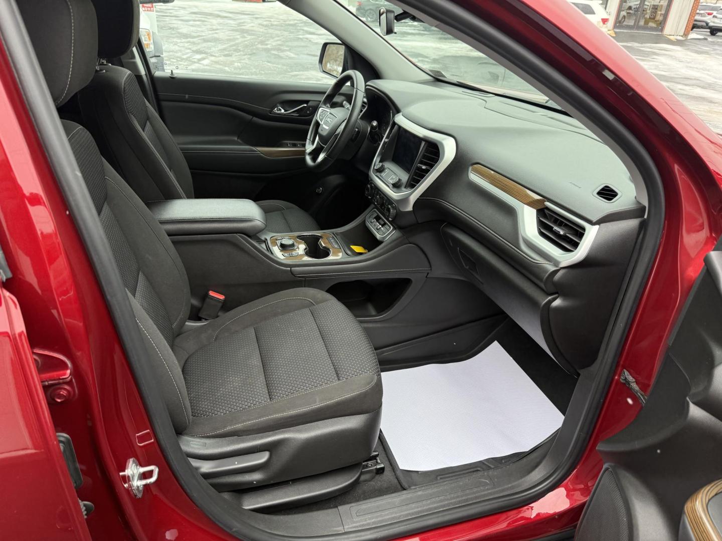 2021 Red GMC Acadia SLE-1 AWD (1GKKNRLS8MZ) with an 3.6L V6 DOHC 24V engine, 6A transmission, located at 8464 Route 219, Brockway, PA, 15824, (814) 265-1330, 41.226871, -78.780518 - Sharp looking pre owned 2021 GMC Acadia SLE all wheel drive with V6, air condition, cloth interior with power/heated seats, captain chairs, 6 passenger with rear a/c, factory alloy wheels and ONLY 68000 miles. Serviced with 2 new tires and ready to go. - Photo#15