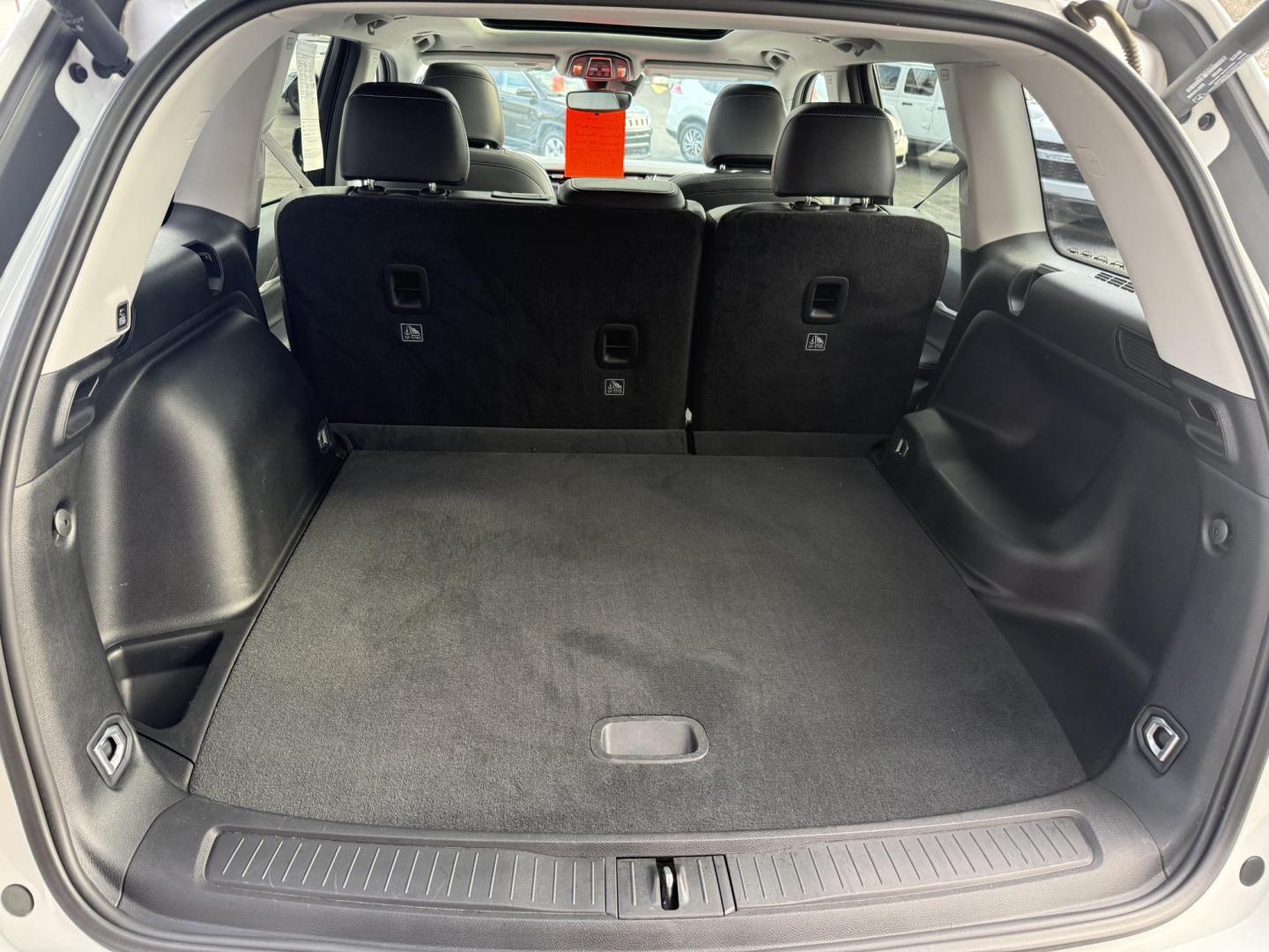 2023 White Jeep Grand Cherokee Limited 4WD (1C4RJHBG8PC) with an 3.6L V6 DOHC 24V engine, 8A transmission, located at 8464 Route 219, Brockway, PA, 15824, (814) 265-1330, 41.226871, -78.780518 - FRESH ARRIVAL...2023 Jeep Grand Cherokee Limited 4wd with leather interior, power/heated front seats, factory pano roof, navigation, and much much more. Stop in and see the Morelli boys on this Jeep suv, 1-owner well equipped and priced to sell. Factory warranty and serviced up. - Photo#13