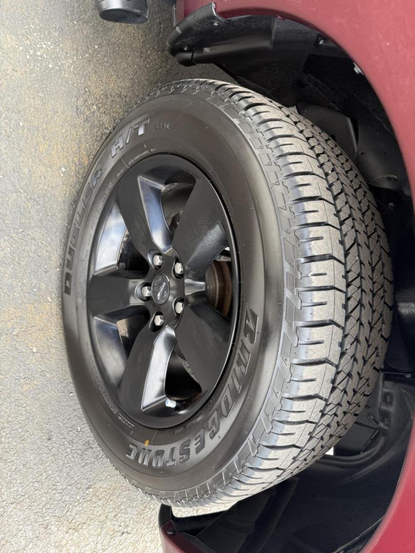 2019 Burgandy RAM 1500 Tradesman Crew Cab SWB 4WD (1C6RR7KT0KS) with an 5.7L V8 OHV 16V engine, 8A transmission, located at 8464 Route 219, Brockway, PA, 15824, (814) 265-1330, 41.226871, -78.780518 - One sharp 2019 Ram 1500 Crew Cab Express package 4wd with Hemi motor, air condition, power windows and locks, hitch, factory 20's, fiberglass cap and ONLY 36000 miles. Serviced and comes with a warranty. - Photo#16