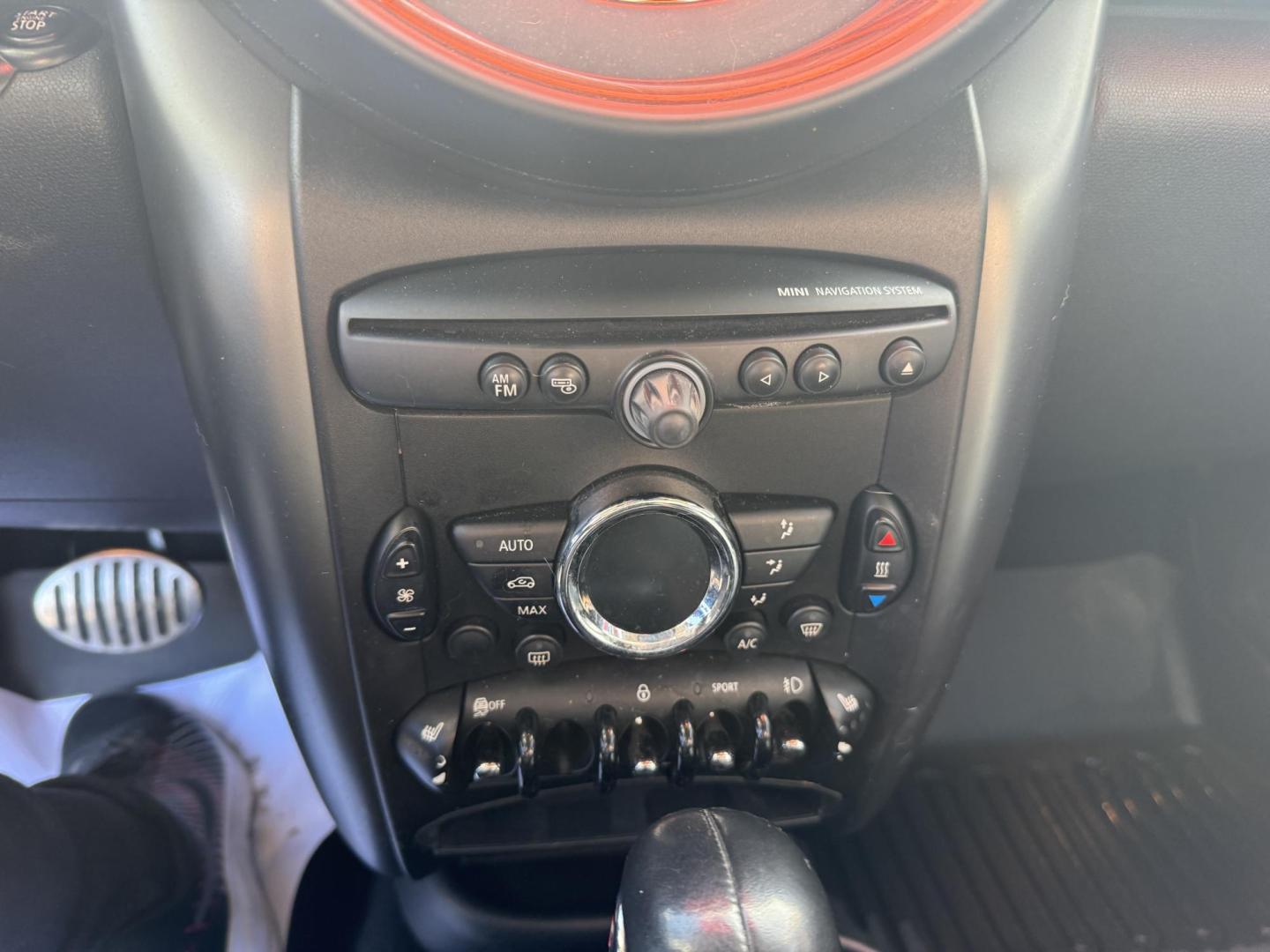 2016 Silver Mini Countryman S ALL4 (WMWZC5C52GW) with an 1.6L L4 DOHC 16V TURBO engine, located at 8464 Route 219, Brockway, PA, 15824, (814) 265-1330, 41.226871, -78.780518 - Good looking pre owned 2016 Mini Countryman S AWD with leather interior, power sunroof, factory wheels and ONLY 56000 miles. This Mini is serviced, new inspection and ready to go. Hurry in this one won't last long. - Photo#6