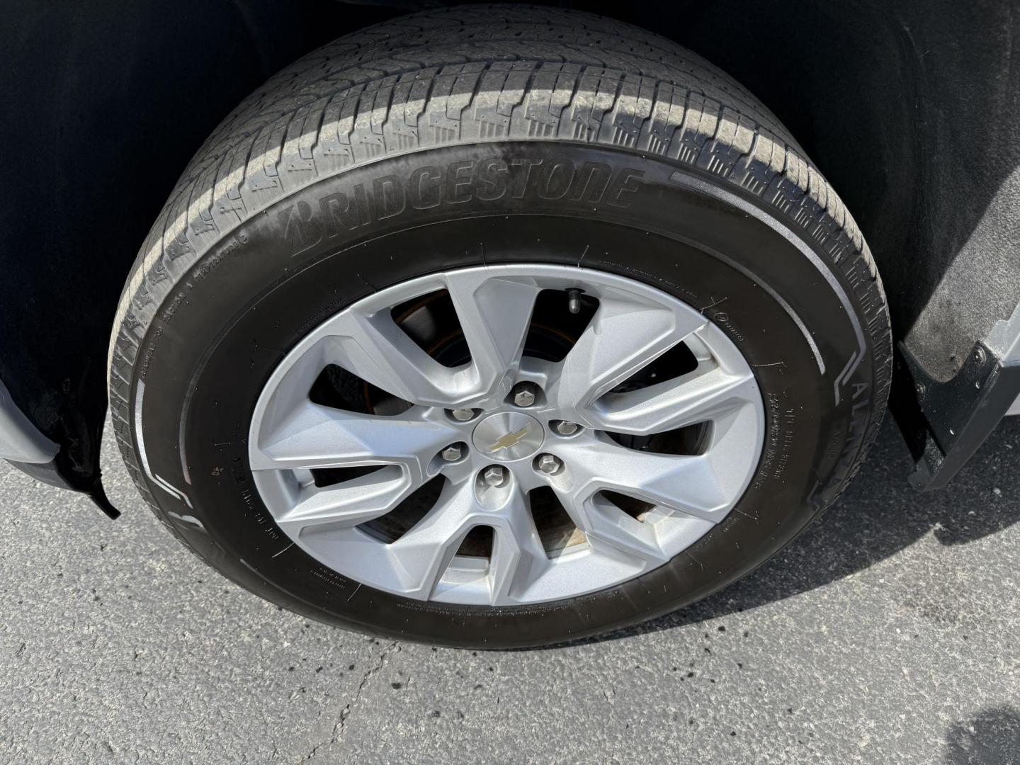 2021 Silver Chevrolet Silverado 1500 Custom Crew Cab Short Box 4WD (3GCPYBEKXMG) with an 2.7L L4 DOHC 16V TURBO engine, 6A transmission, located at 8464 Route 219, Brockway, PA, 15824, (814) 265-1330, 41.226871, -78.780518 - Nice clean, solid 2019 Chevrolet 1500 Silverado Custom 4wd well equipped and serviced up. This truck is priced to sell and priced well under retail value. - Photo#1