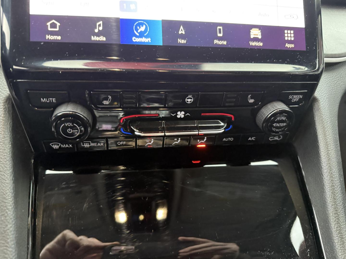 2021 Charcoal Jeep Grand Cherokee Limited 4WD (1C4RJKBG7M8) with an 3.6L V6 DOHC 24V engine, 8A transmission, located at 8464 Route 219, Brockway, PA, 15824, (814) 265-1330, 41.226871, -78.780518 - good looking 2021 Jeep Grand Cherokee L Limited with 3rd row seating, rear a/c, quad seating, leather interior with power/heated seats, and much more. This pre owned Jeep is serviced, Pa-Inspected, and comes with a 12 month/12000 mile warranty. - Photo#5