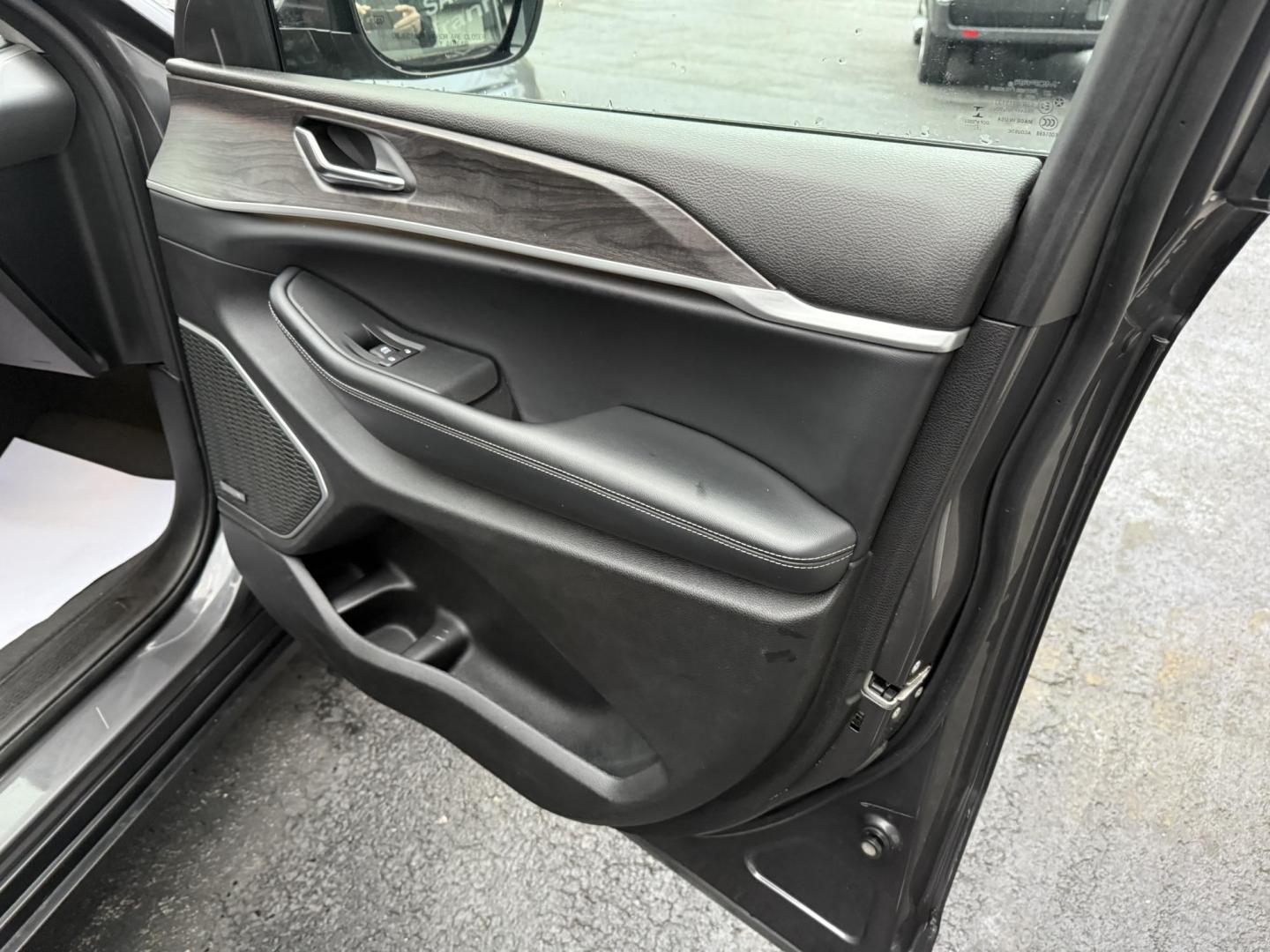 2021 Charcoal Jeep Grand Cherokee Limited 4WD (1C4RJKBG7M8) with an 3.6L V6 DOHC 24V engine, 8A transmission, located at 8464 Route 219, Brockway, PA, 15824, (814) 265-1330, 41.226871, -78.780518 - good looking 2021 Jeep Grand Cherokee L Limited with 3rd row seating, rear a/c, quad seating, leather interior with power/heated seats, and much more. This pre owned Jeep is serviced, Pa-Inspected, and comes with a 12 month/12000 mile warranty. - Photo#18