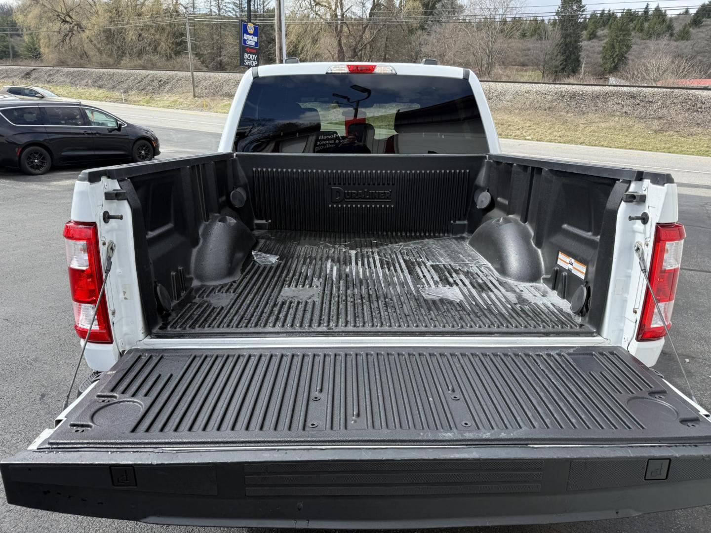 2021 White Ford F-150 XLT SuperCrew 6.5-ft. Bed 4WD (1FTEW1EP3MF) with an 2.7L V6 DOHC 24V engine, 6A transmission, located at 8464 Route 219, Brockway, PA, 15824, (814) 265-1330, 41.226871, -78.780518 - Well taken care of 2021 Ford F150 Crew Cab SXT pkg with 2.7/v6, air condition, power windows and locks, bed cover, mat floor and much more. This Ford Truck is serviced up and ready to go. Must see truck and runs A1. Stop in and see us located on Route 219, Jefferson County. - Photo#10