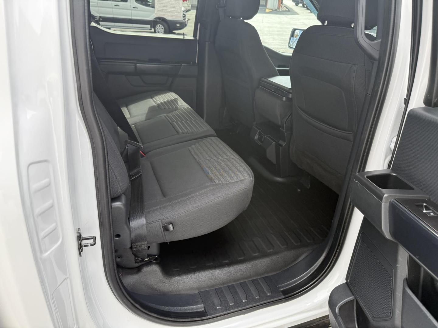 2021 White Ford F-150 XLT SuperCrew 6.5-ft. Bed 4WD (1FTEW1EP3MF) with an 2.7L V6 DOHC 24V engine, 6A transmission, located at 8464 Route 219, Brockway, PA, 15824, (814) 265-1330, 41.226871, -78.780518 - Well taken care of 2021 Ford F150 Crew Cab SXT pkg with 2.7/v6, air condition, power windows and locks, bed cover, mat floor and much more. This Ford Truck is serviced up and ready to go. Must see truck and runs A1. Stop in and see us located on Route 219, Jefferson County. - Photo#12