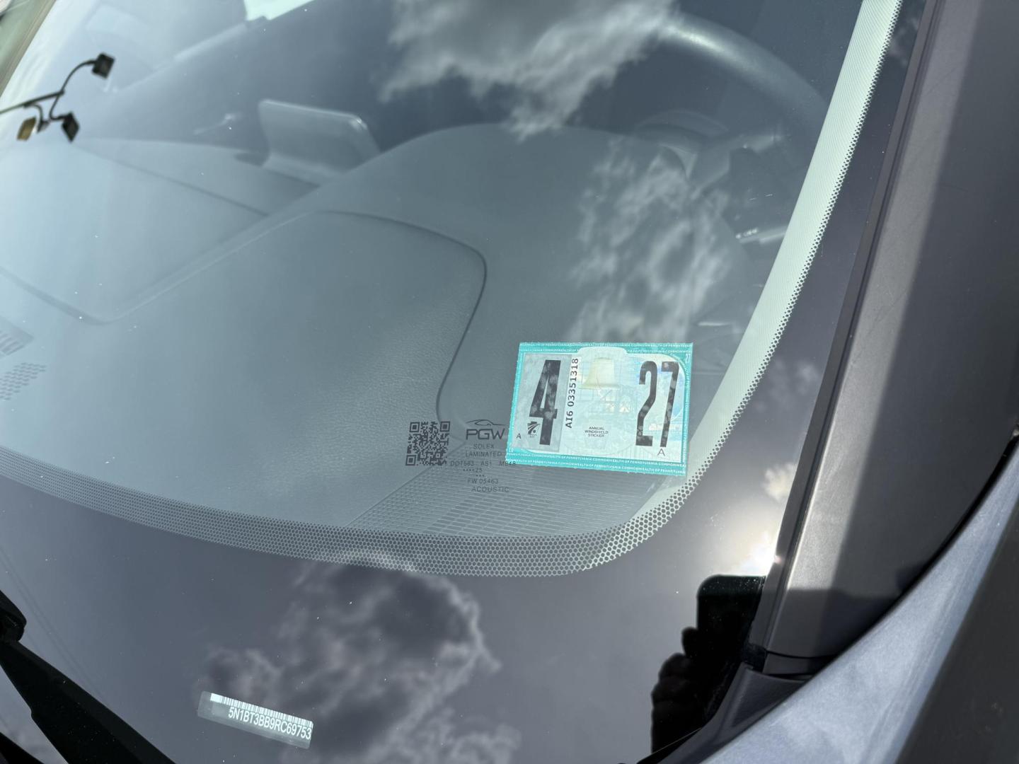 2024 Gray Nissan Rogue SV AWD (5N1BT3BB9RC) with an 2.5L L4 DOHC 16V engine, CVT transmission, located at 8464 Route 219, Brockway, PA, 15824, (814) 265-1330, 41.226871, -78.780518 - good looking 2024 Nissan Rogue SV Awd with 43,000 miles. This 1-owner Nissan suv is well equipped with cloth interior, power front seat, air condition, power windows and locks, factory wheels and much more. This Nissan is serviced up and comes with remaining factory warranty. - Photo#2