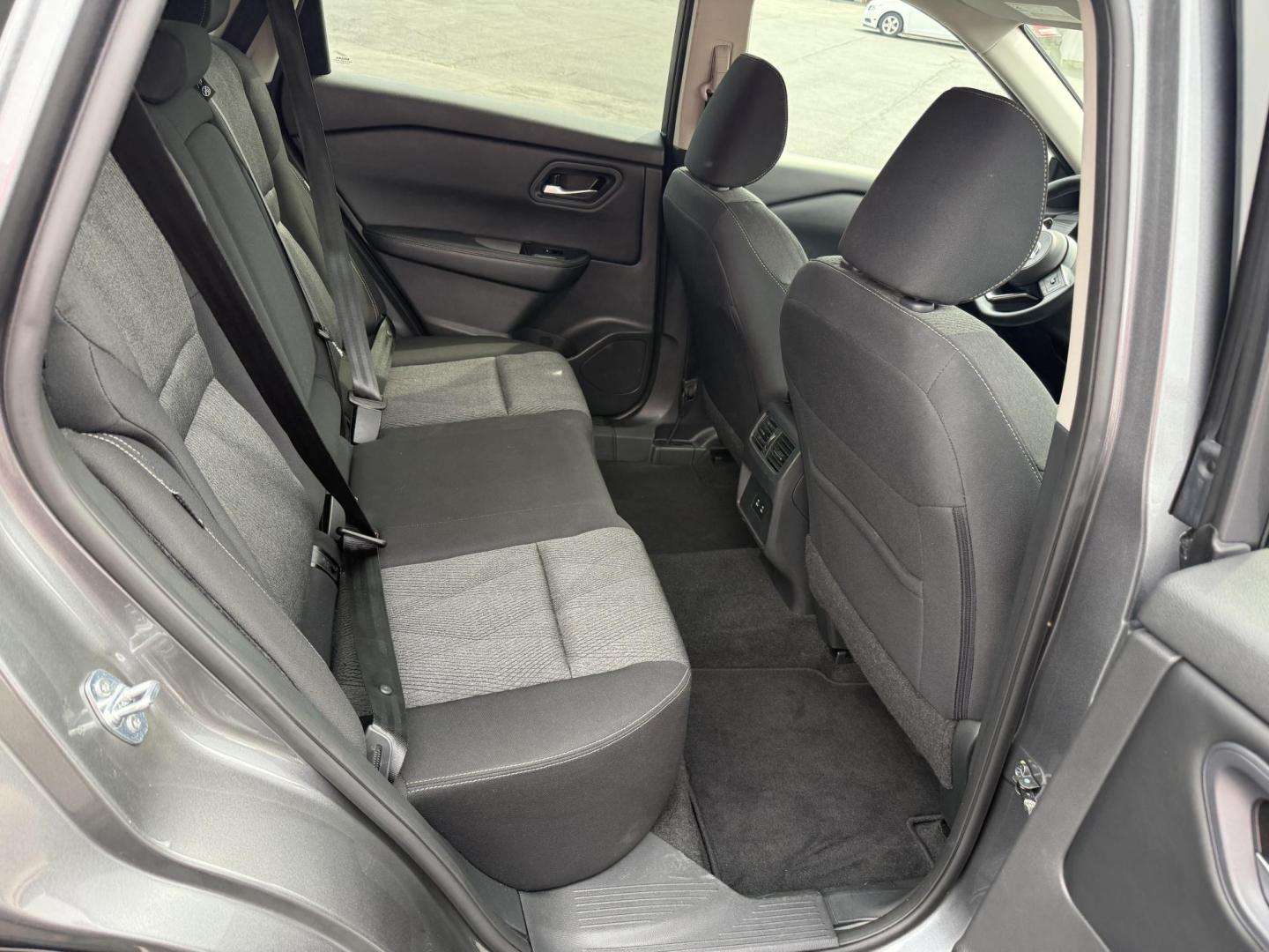 2024 Gray Nissan Rogue SV AWD (5N1BT3BB9RC) with an 2.5L L4 DOHC 16V engine, CVT transmission, located at 8464 Route 219, Brockway, PA, 15824, (814) 265-1330, 41.226871, -78.780518 - good looking 2024 Nissan Rogue SV Awd with 43,000 miles. This 1-owner Nissan suv is well equipped with cloth interior, power front seat, air condition, power windows and locks, factory wheels and much more. This Nissan is serviced up and comes with remaining factory warranty. - Photo#14