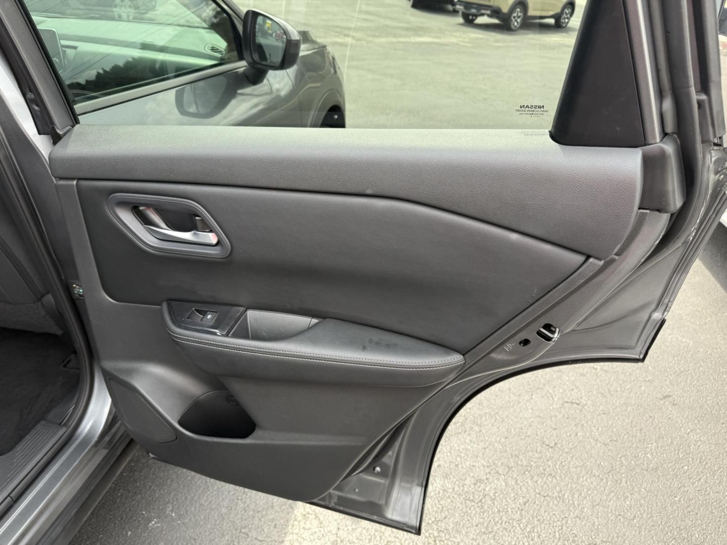 2024 Gray Nissan Rogue SV AWD (5N1BT3BB9RC) with an 2.5L L4 DOHC 16V engine, CVT transmission, located at 8464 Route 219, Brockway, PA, 15824, (814) 265-1330, 41.226871, -78.780518 - good looking 2024 Nissan Rogue SV Awd with 43,000 miles. This 1-owner Nissan suv is well equipped with cloth interior, power front seat, air condition, power windows and locks, factory wheels and much more. This Nissan is serviced up and comes with remaining factory warranty. - Photo#15