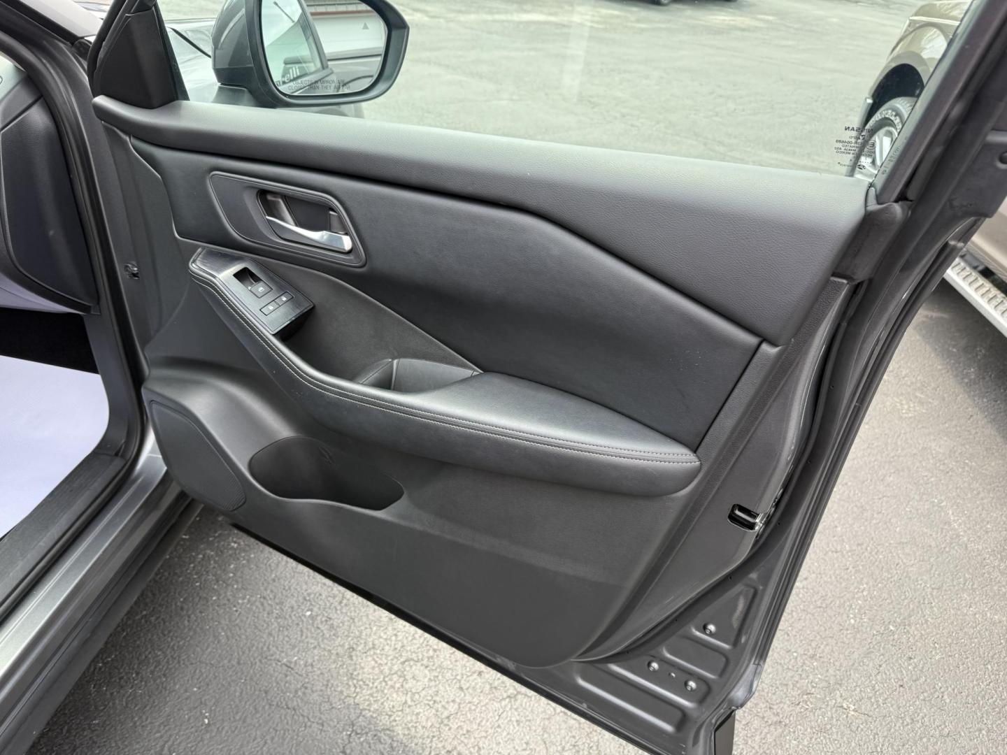 2024 Gray Nissan Rogue SV AWD (5N1BT3BB9RC) with an 2.5L L4 DOHC 16V engine, CVT transmission, located at 8464 Route 219, Brockway, PA, 15824, (814) 265-1330, 41.226871, -78.780518 - good looking 2024 Nissan Rogue SV Awd with 43,000 miles. This 1-owner Nissan suv is well equipped with cloth interior, power front seat, air condition, power windows and locks, factory wheels and much more. This Nissan is serviced up and comes with remaining factory warranty. - Photo#17