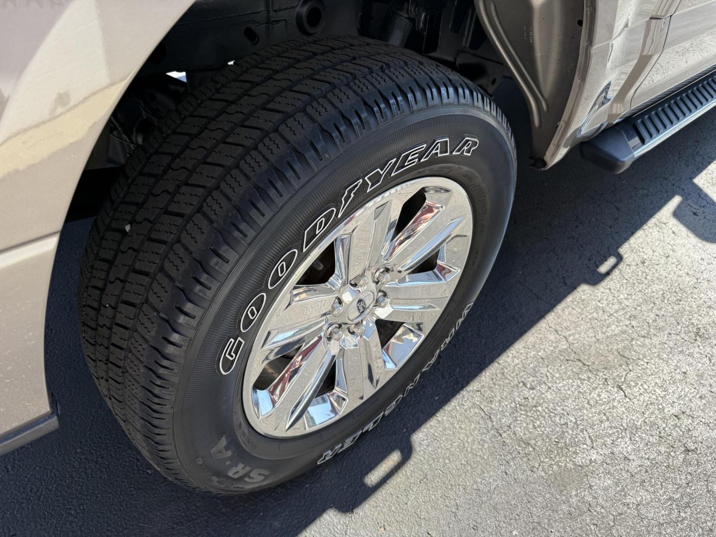 2019 Brown Ford F-150 XLT SuperCrew 6.5-ft. Bed 4WD (1FTEW1E4XKF) with an 3.5L V6 TURBO engine, 6A transmission, located at 8464 Route 219, Brockway, PA, 15824, (814) 265-1330, 41.226871, -78.780518 - Sharp looking 2019 Ford F150 Crew Cab XLT 4wd with 3.5/Ecoboost, air condition, power windows and locks, power/heated front seats, navigation, big screen radio with back up camera, trailer tow, bed liner, fiberglass cap, and much more. This truck is serviced, comes with a warranty and only has 53000 - Photo#15