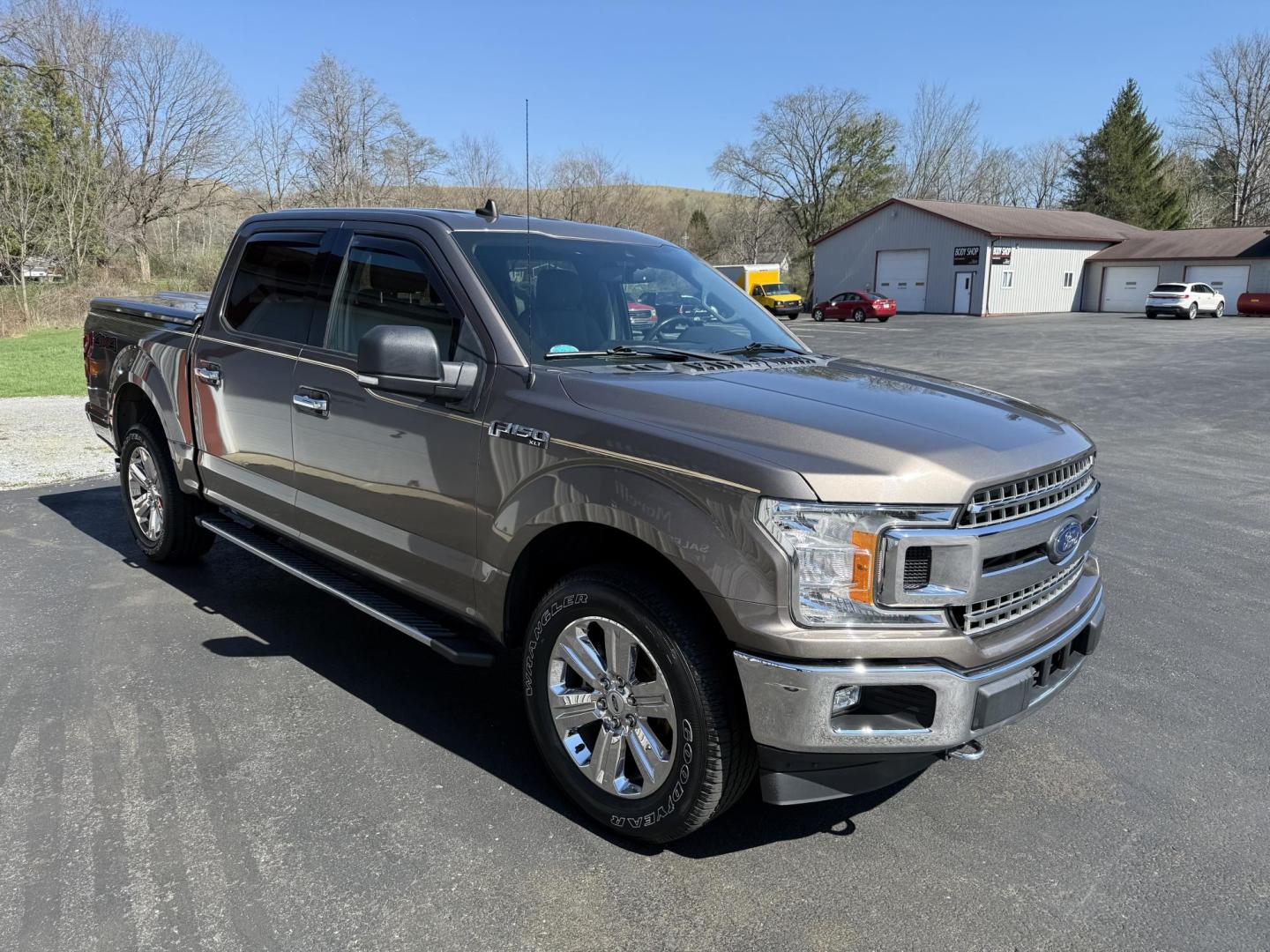 2019 Brown Ford F-150 XLT SuperCrew 6.5-ft. Bed 4WD (1FTEW1E4XKF) with an 3.5L V6 TURBO engine, 6A transmission, located at 8464 Route 219, Brockway, PA, 15824, (814) 265-1330, 41.226871, -78.780518 - Sharp looking 2019 Ford F150 Crew Cab XLT 4wd with 3.5/Ecoboost, air condition, power windows and locks, power/heated front seats, navigation, big screen radio with back up camera, trailer tow, bed liner, fiberglass cap, and much more. This truck is serviced, comes with a warranty and only has 53000 - Photo#21