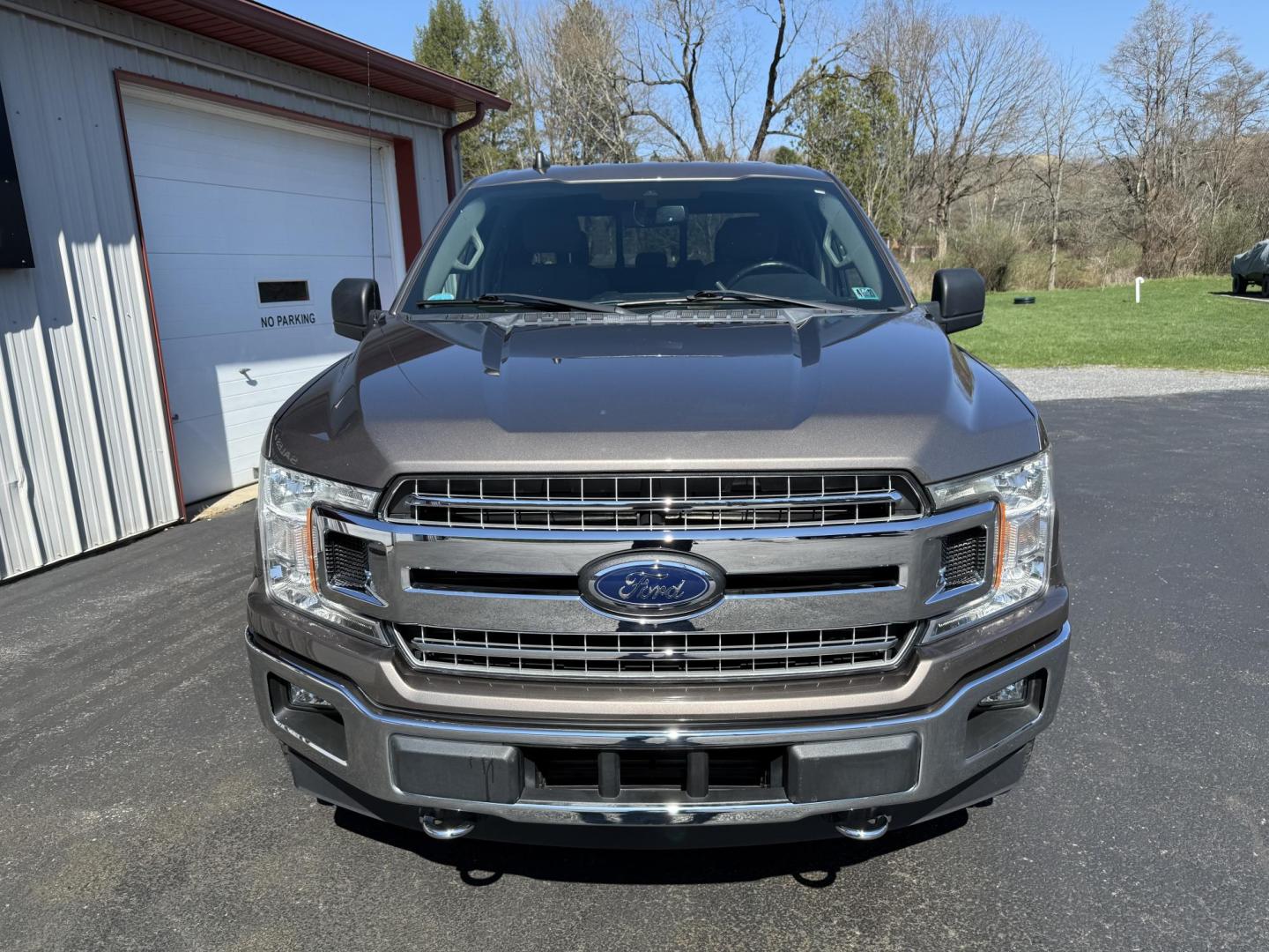 2019 Brown Ford F-150 XLT SuperCrew 6.5-ft. Bed 4WD (1FTEW1E4XKF) with an 3.5L V6 TURBO engine, 6A transmission, located at 8464 Route 219, Brockway, PA, 15824, (814) 265-1330, 41.226871, -78.780518 - Sharp looking 2019 Ford F150 Crew Cab XLT 4wd with 3.5/Ecoboost, air condition, power windows and locks, power/heated front seats, navigation, big screen radio with back up camera, trailer tow, bed liner, fiberglass cap, and much more. This truck is serviced, comes with a warranty and only has 53000 - Photo#22