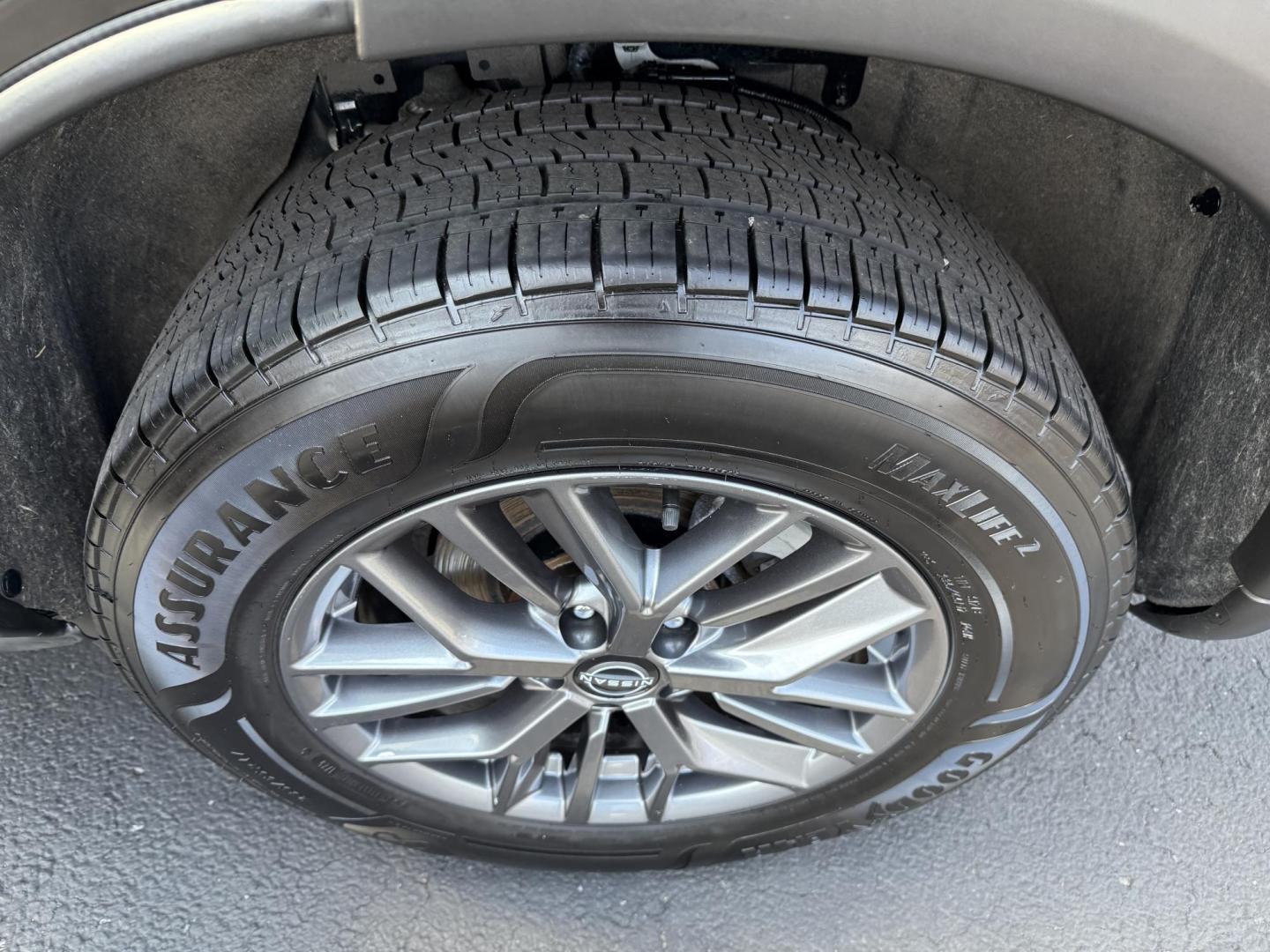 2024 Black Nissan Rogue S AWD (5N1BT3AB5RC) with an 2.5L L4 DOHC 16V engine, CVT transmission, located at 8464 Route 219, Brockway, PA, 15824, (814) 265-1330, 41.226871, -78.780518 - Good looking 1-owner 2024 Nissan Rogue S AWD with air condition, power windows and locks, factory wheels and much more. This Nissan suv is serviced, comes with a warranty, and priced to sell. Stop in and see the Morelli boys for your next vehicle, located in Jefferson County and have been selling us - Photo#9