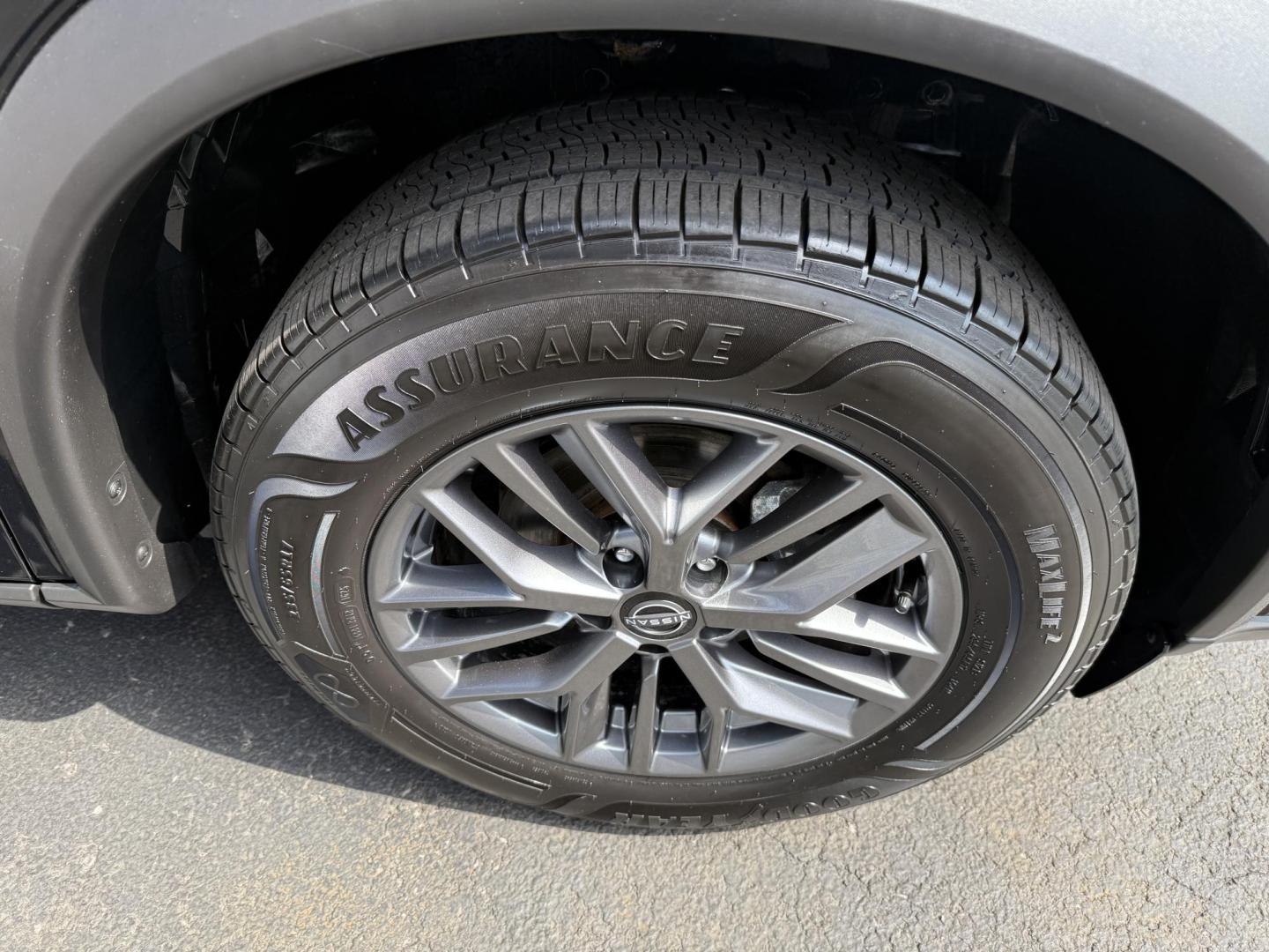 2024 Black Nissan Rogue S AWD (5N1BT3AB5RC) with an 2.5L L4 DOHC 16V engine, CVT transmission, located at 8464 Route 219, Brockway, PA, 15824, (814) 265-1330, 41.226871, -78.780518 - Good looking 1-owner 2024 Nissan Rogue S AWD with air condition, power windows and locks, factory wheels and much more. This Nissan suv is serviced, comes with a warranty, and priced to sell. Stop in and see the Morelli boys for your next vehicle, located in Jefferson County and have been selling us - Photo#18