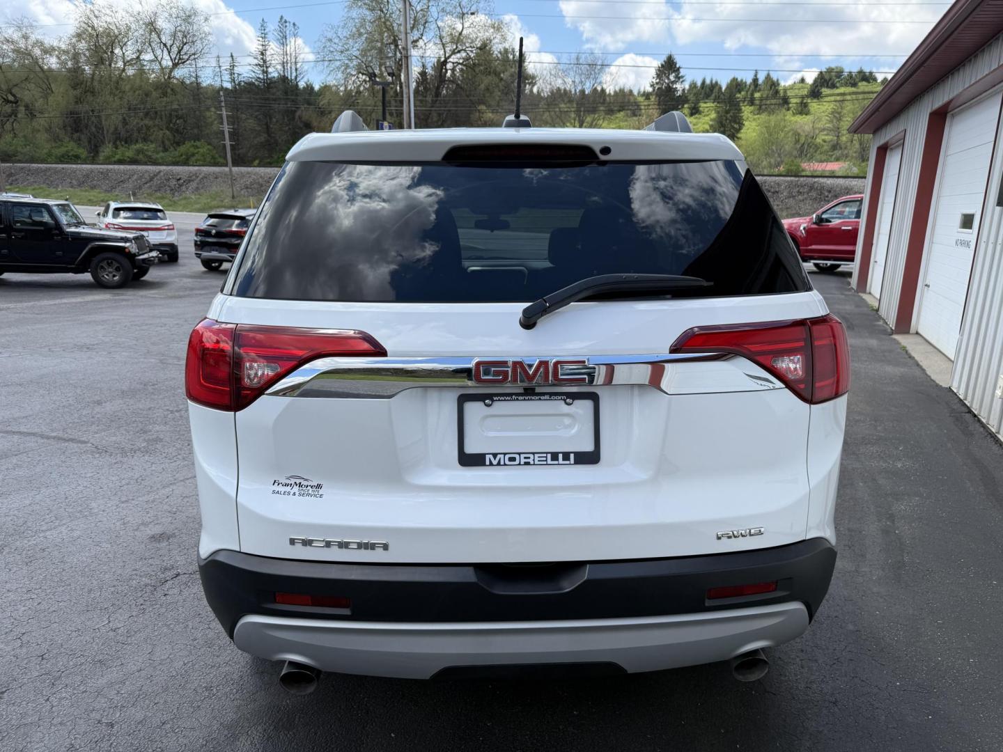 2019 White GMC Acadia SLE-2 AWD (1GKKNSLSXKZ) with an 3.6L V6 DOHC 24V engine, 6A transmission, located at 8464 Route 219, Brockway, PA, 15824, (814) 265-1330, 41.226871, -78.780518 - Sharp, clean, and well equipped 2019 GMC Acadia SLE AWD with air condition, rear a/c, middle row captain chairs, power sunroof, factory wheels and much more. Serviced up and ready to go. This GMC suv and many other clean suv's located in Jefferson county. - Photo#12