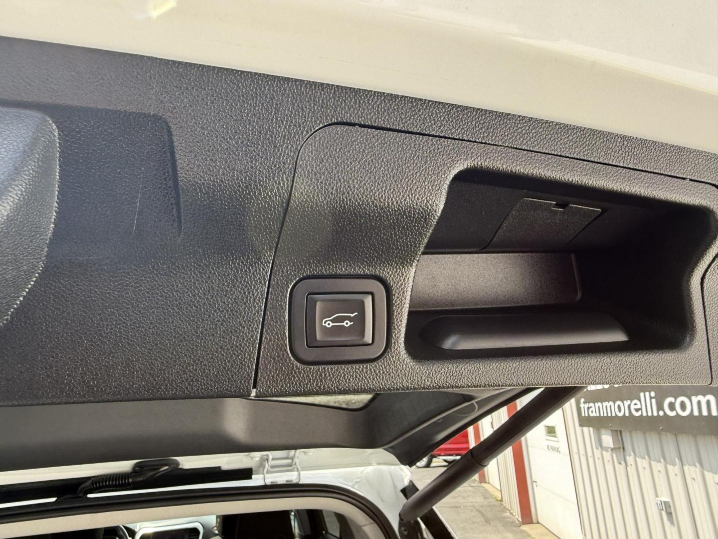 2019 White GMC Acadia SLE-2 AWD (1GKKNSLSXKZ) with an 3.6L V6 DOHC 24V engine, 6A transmission, located at 8464 Route 219, Brockway, PA, 15824, (814) 265-1330, 41.226871, -78.780518 - Sharp, clean, and well equipped 2019 GMC Acadia SLE AWD with air condition, rear a/c, middle row captain chairs, power sunroof, factory wheels and much more. Serviced up and ready to go. This GMC suv and many other clean suv's located in Jefferson county. - Photo#15