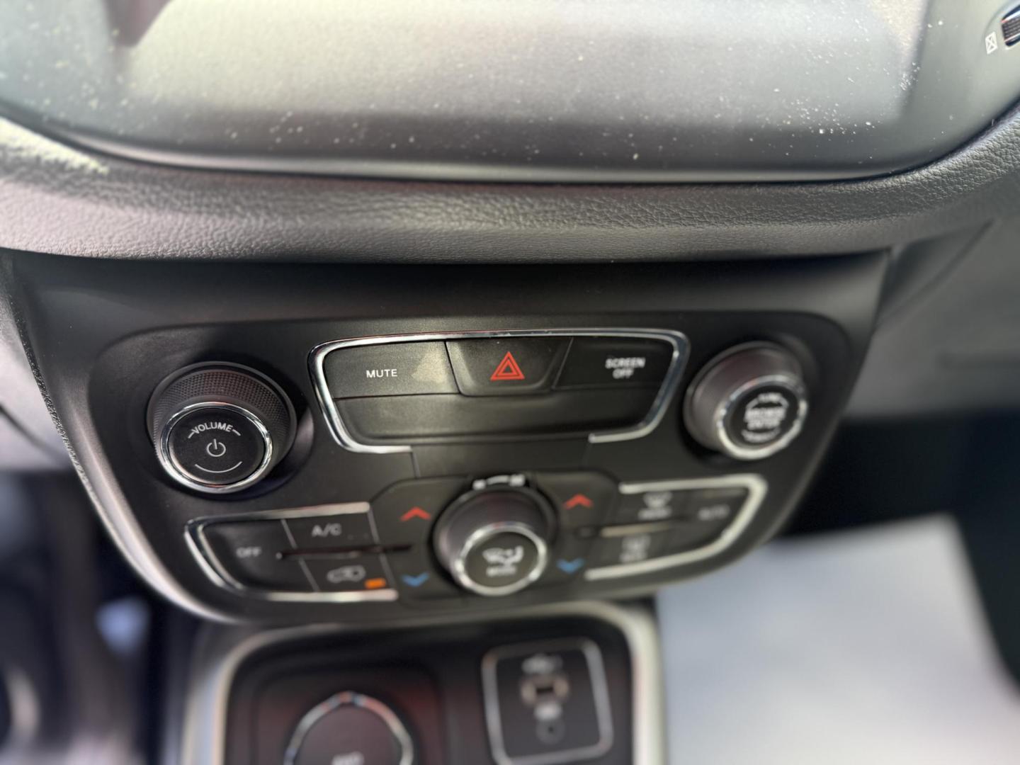 2021 White Jeep Compass Latitude 4WD (3C4NJDBB3MT) with an 2.4L L4 DOHC 16V engine, located at 8464 Route 219, Brockway, PA, 15824, (814) 265-1330, 41.226871, -78.780518 - Very clean and well taken care of 2021 Jeep Compass Latitude 4wd with cloth interior, power/heated front seats, air condition, power windows and locks, factory wheels and ONLY 28000 miles. This Jeep suv is serviced, and comes with a warranty. Stop in at Fran Morelli Sales and Service, located in Bro - Photo#5